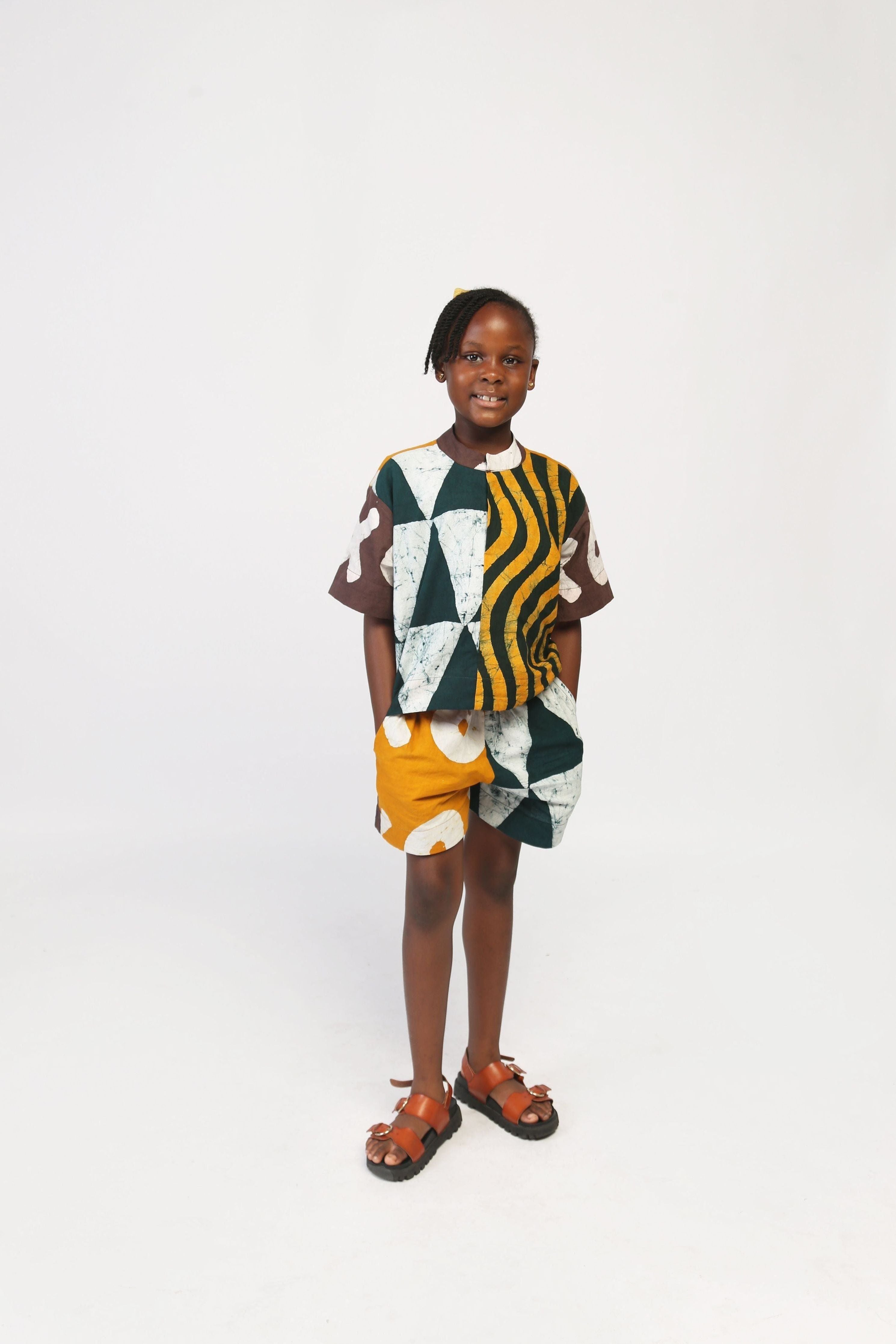 KIDS-DARK GREEN AND ORANGE MULTICOLOURED SHORTS