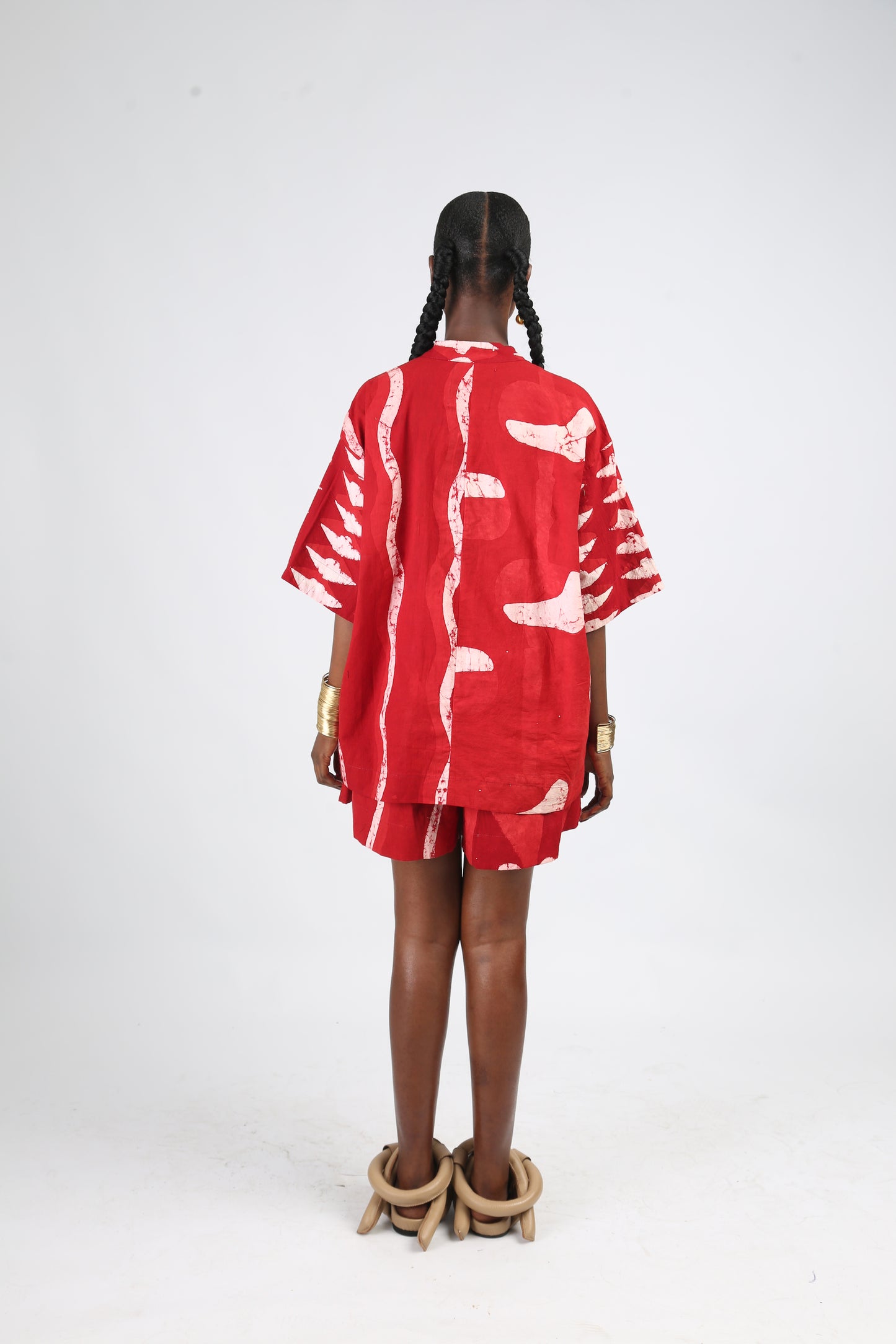 WHITE AND RED MULTIPRINT WIDE LEG SHORTS