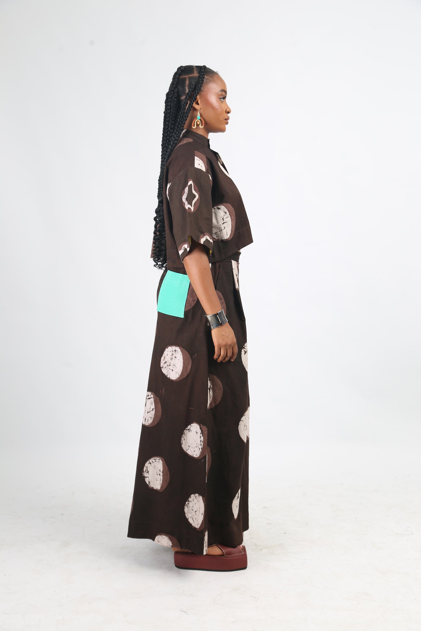 WHITE AND BROWN MULTIPRINT WIDE LEG PANTS