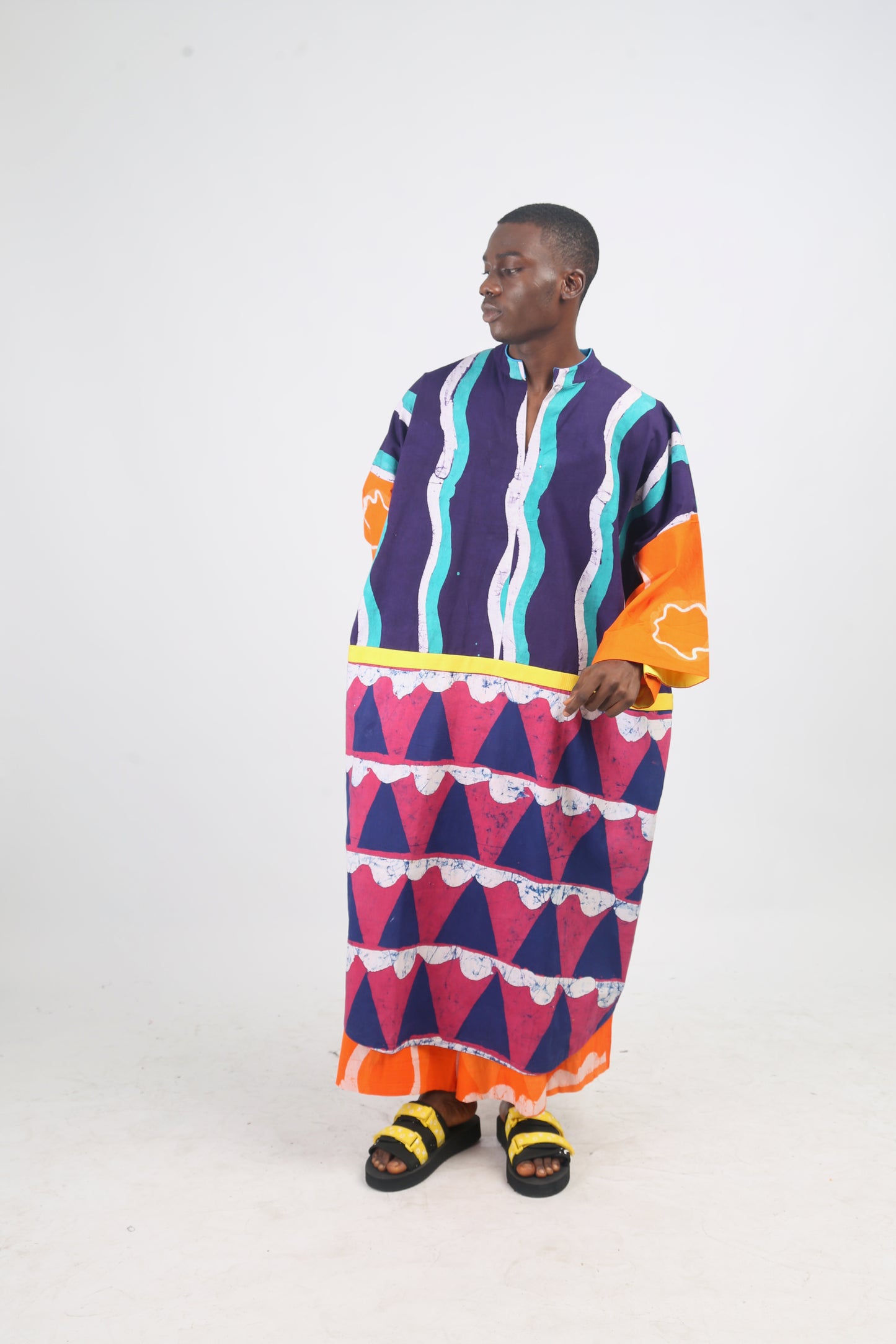 WHITE, PINK AND TEAL MULTICOLOURED KAFTAN WITH YELLOW OUTLINE