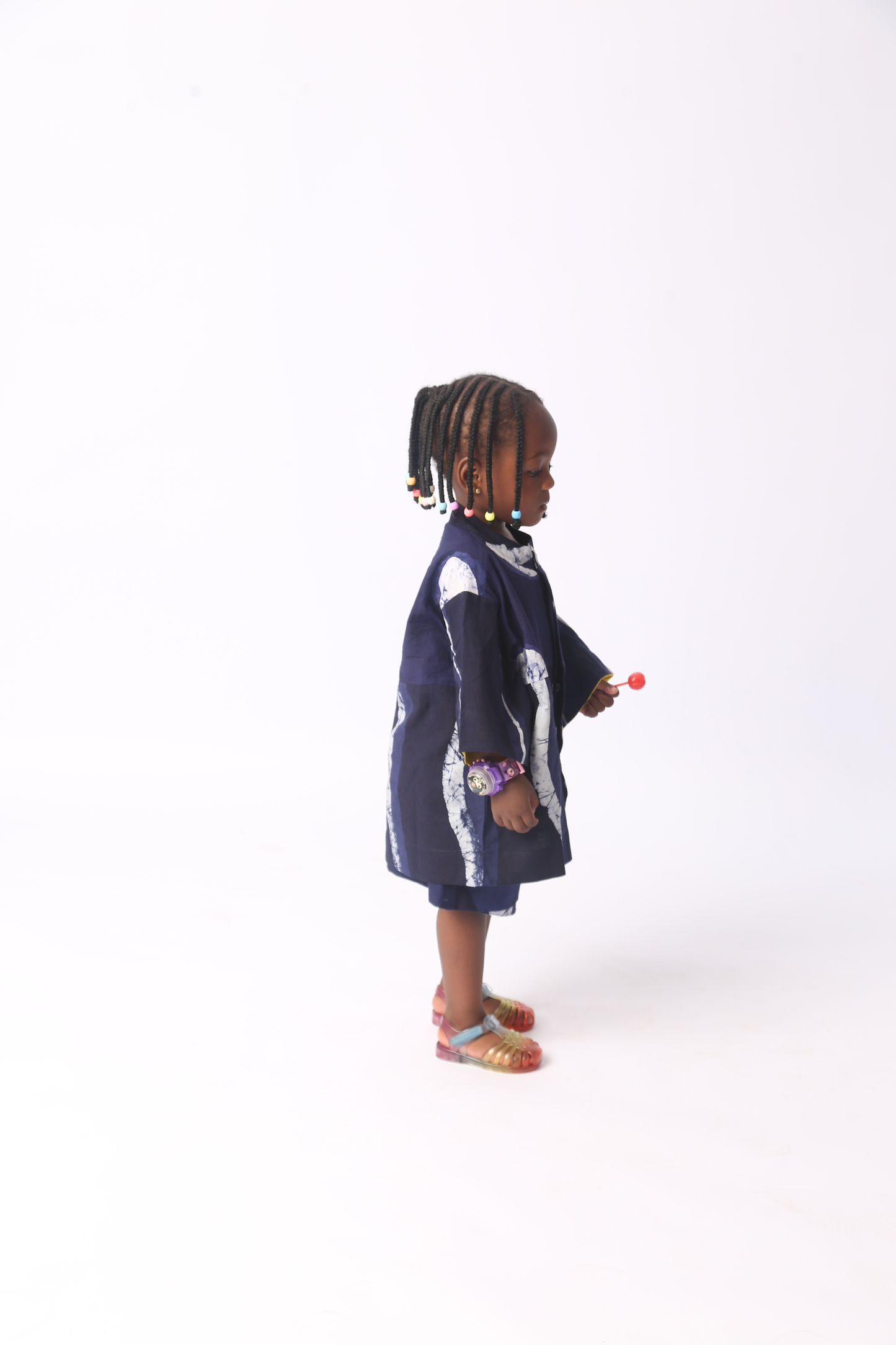 KIDS WHITE AND NAVY BLUE MULTIPRINT SHORTS