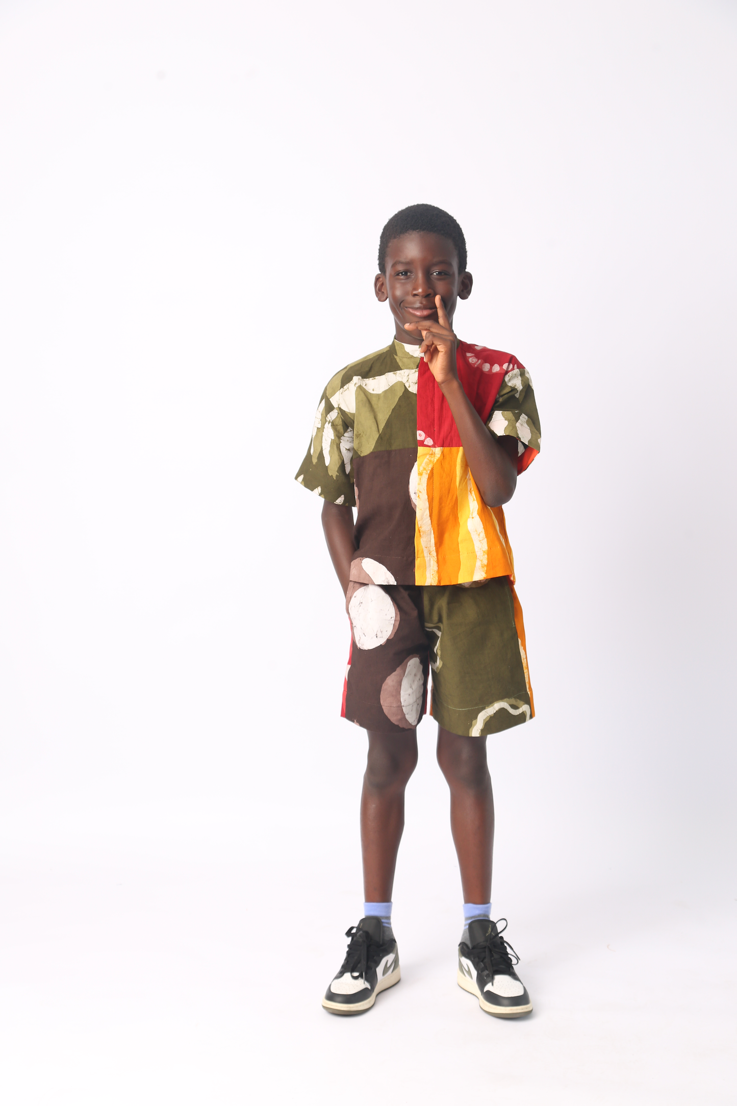 KIDS DARK MULTICOLOUR SHORTS