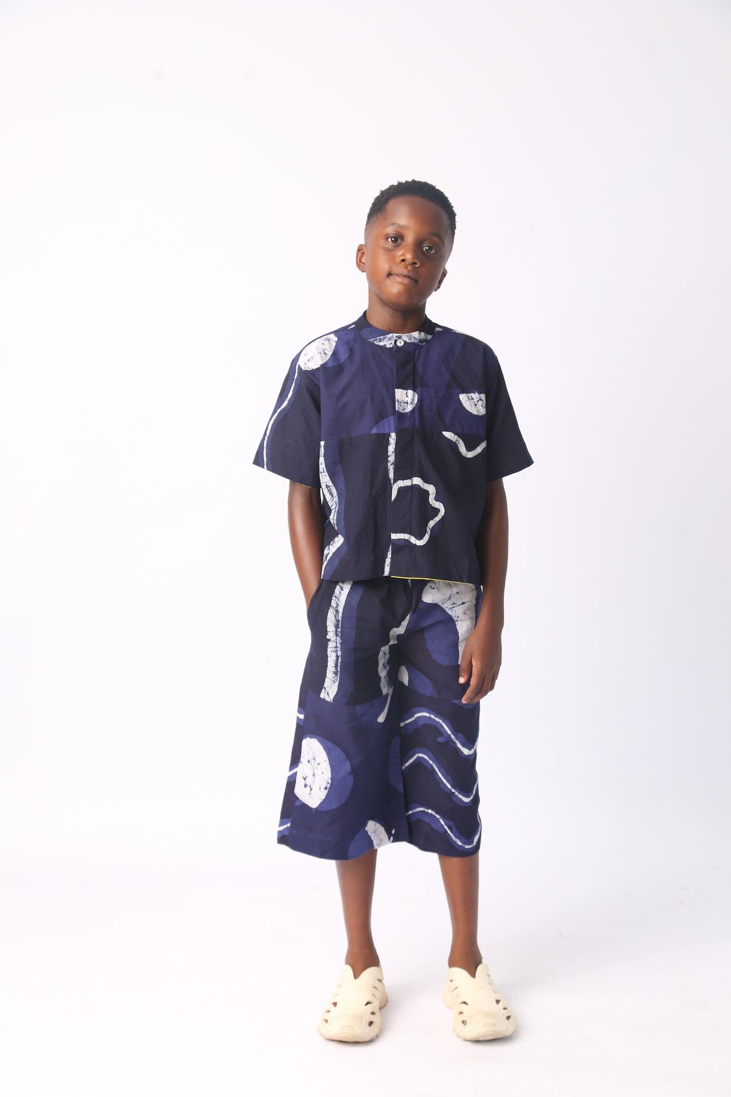 KIDS WHITE AND NAVY BLUE MULTIPRINT SHIRT