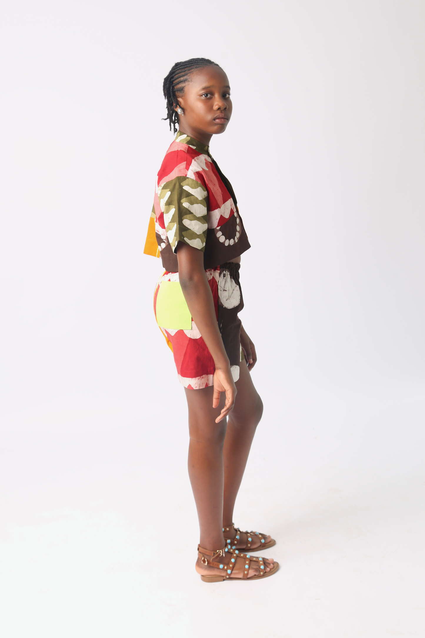 KIDS DARK MULTICOLOUR CROP SHIRT
