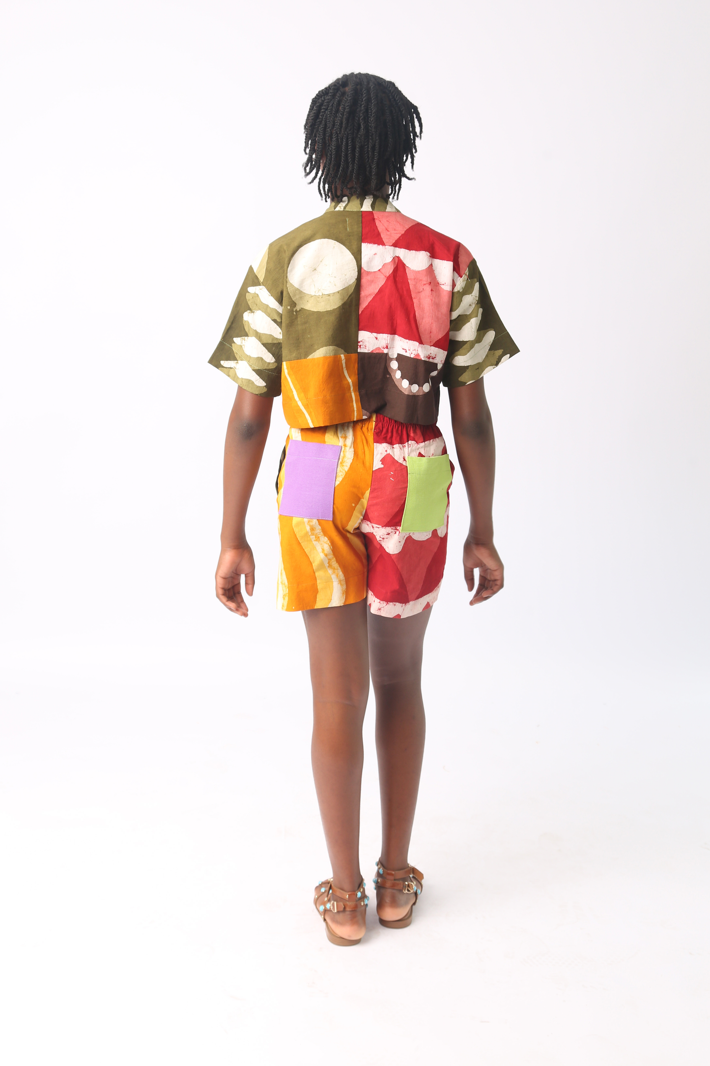 KIDS DARK MULTICOLOUR CROP SHIRT