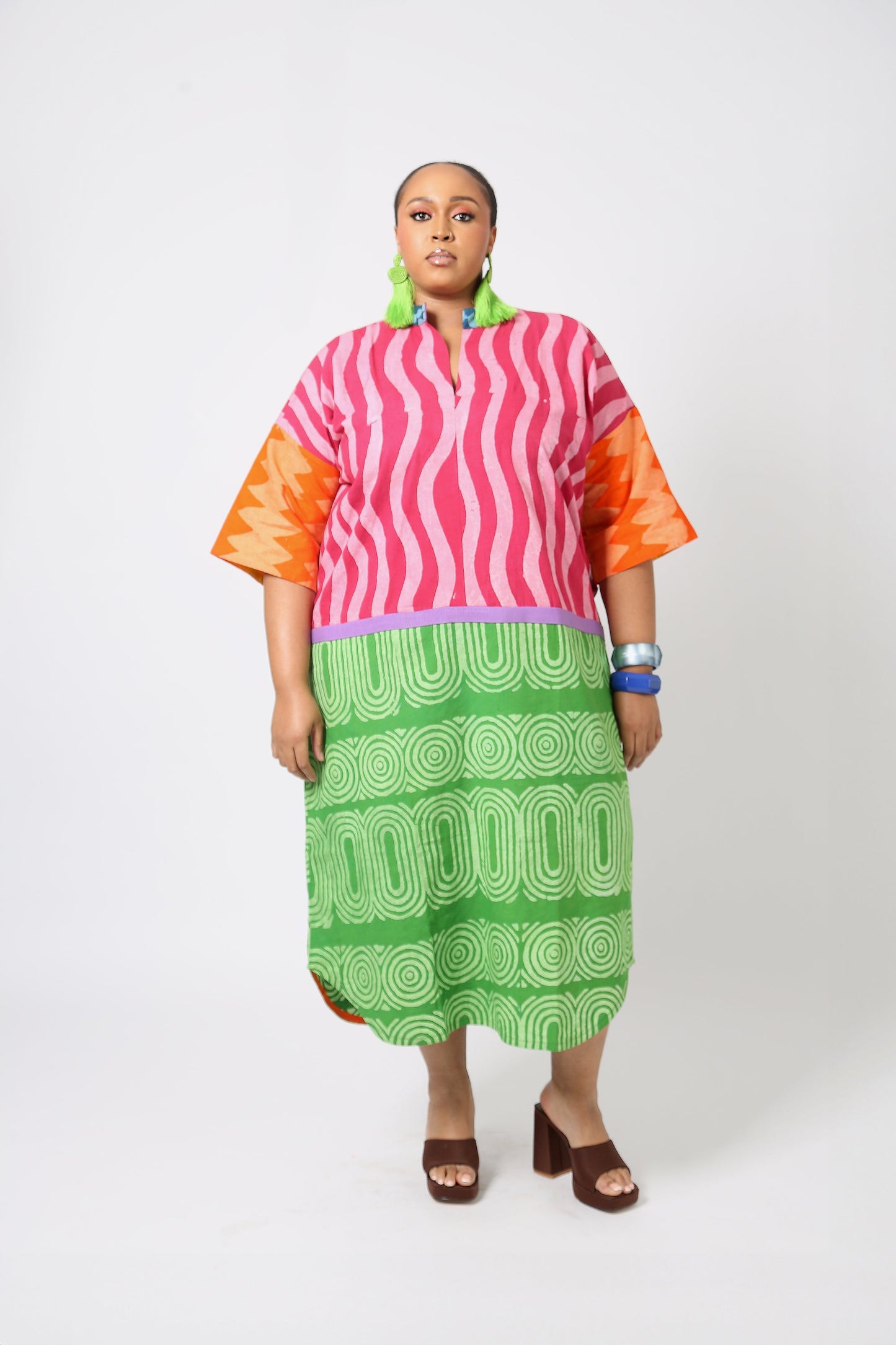 PINK AND GREEN MULTICOLOURED KAFTAN WITH LILAC  ASO OKE OUTLINE