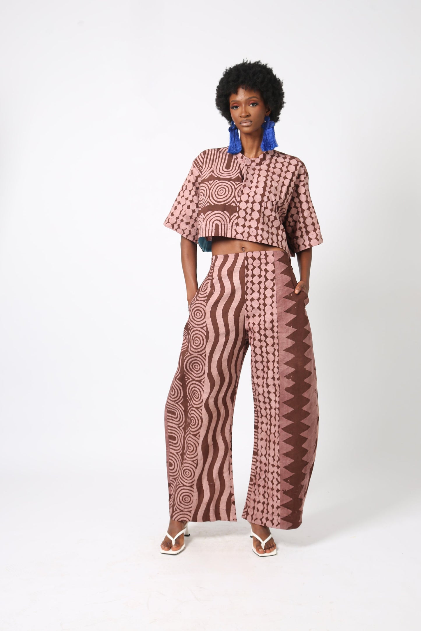 ONI BROWN AND LIGHT BROWN MULTIPRINT CROP SHIRT