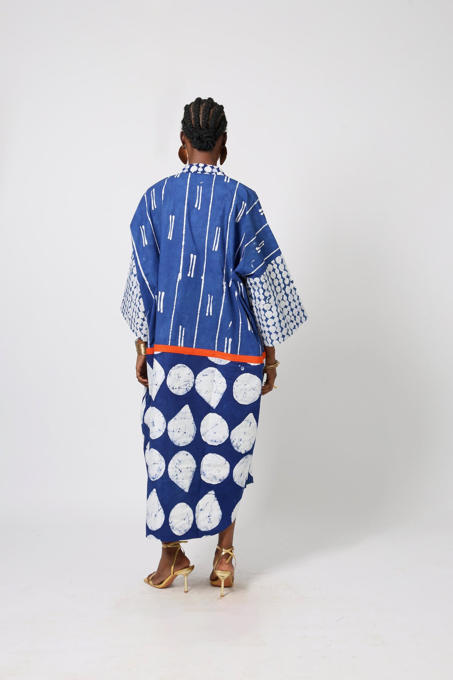 BLUE AND WHITE MULTIPRINT KAFTAN WITH ORANGE ASO OKE OUTLINE