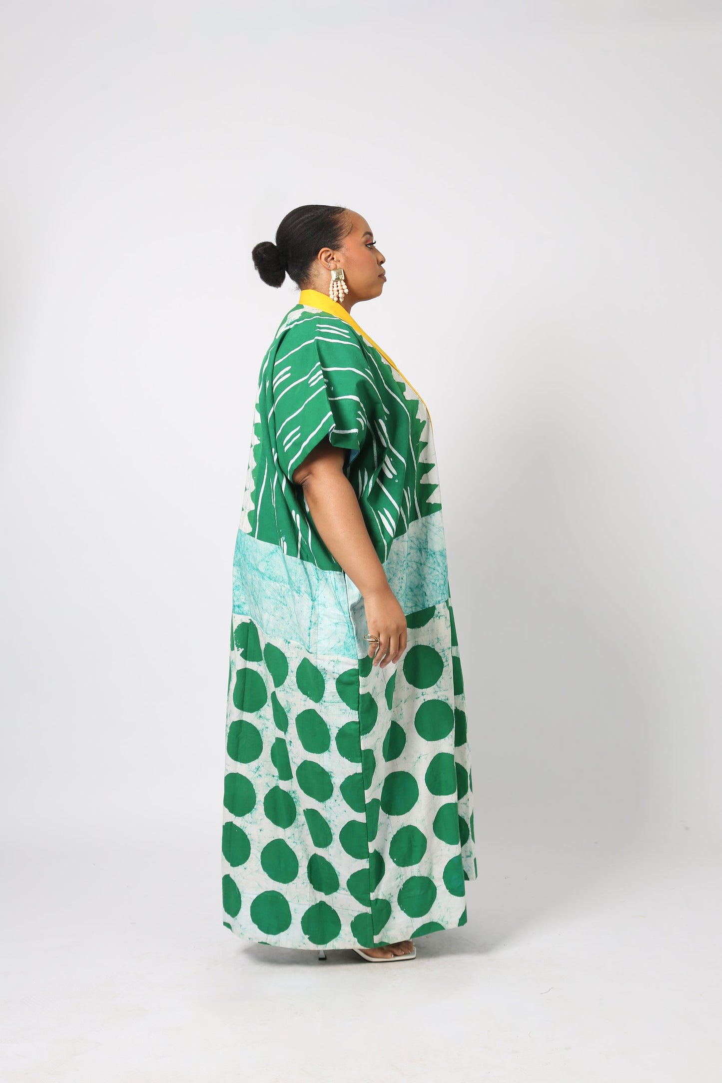 GREEN AND WHITE MULTPRINT AGBADA WITH ASO OKE
