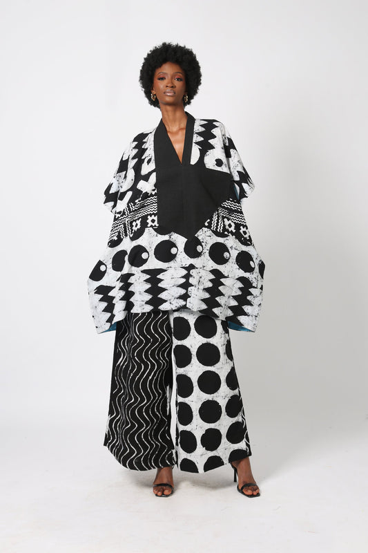 BLACK AND WHITE MULTIPRINT MINI AGBADA