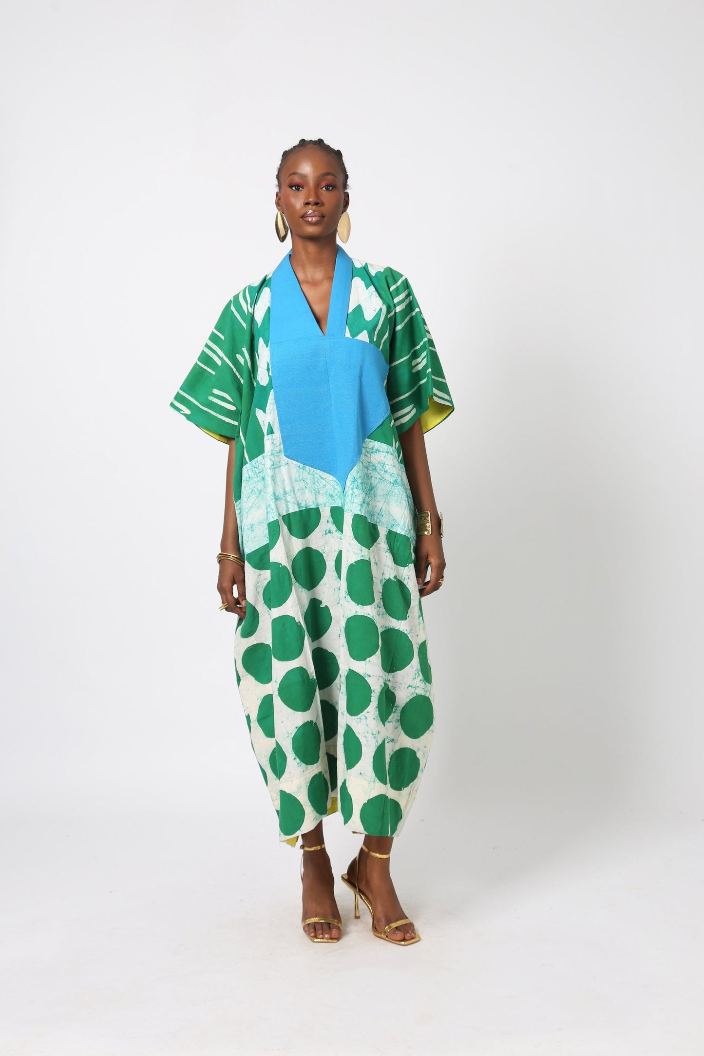 GREEN AND WHITE MULTPRINT AGBADA WITH ASO OKE