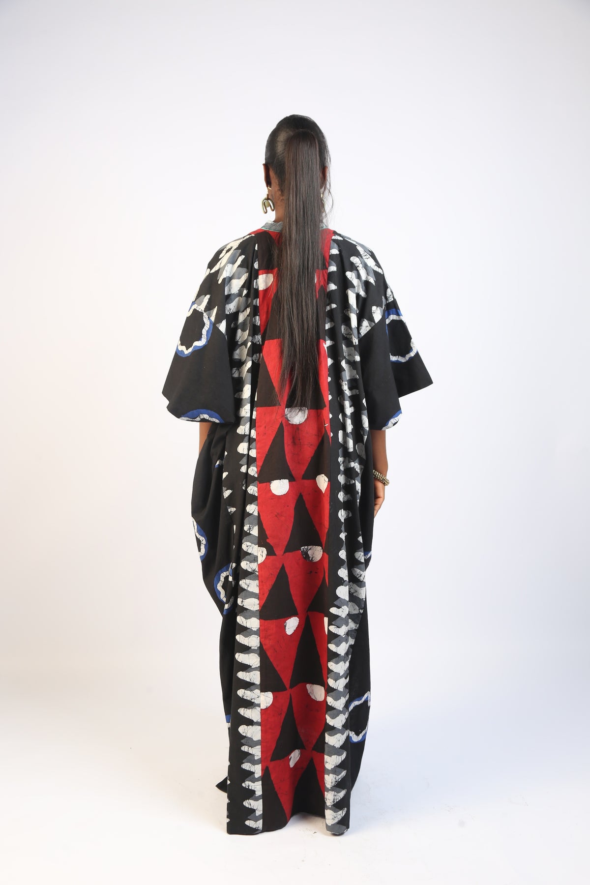 RED, BLUE AND KHAKI MULTICOLOURED JALABIYA WITH BAULEKITA AND SEAGREEN OUTLINE