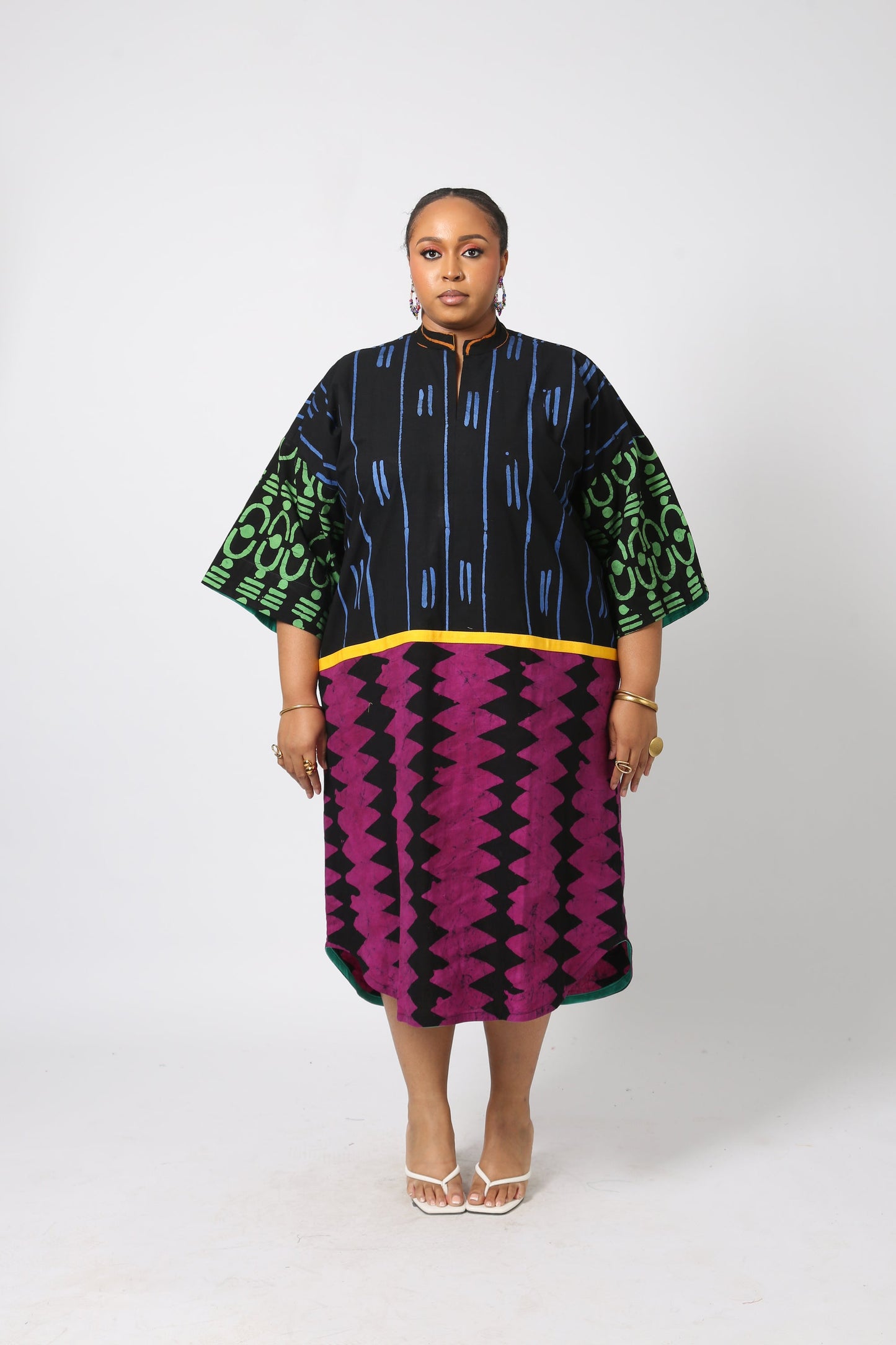 DARK MULTICOLOURED KAFTAN WITH YELLOW OUTLINE