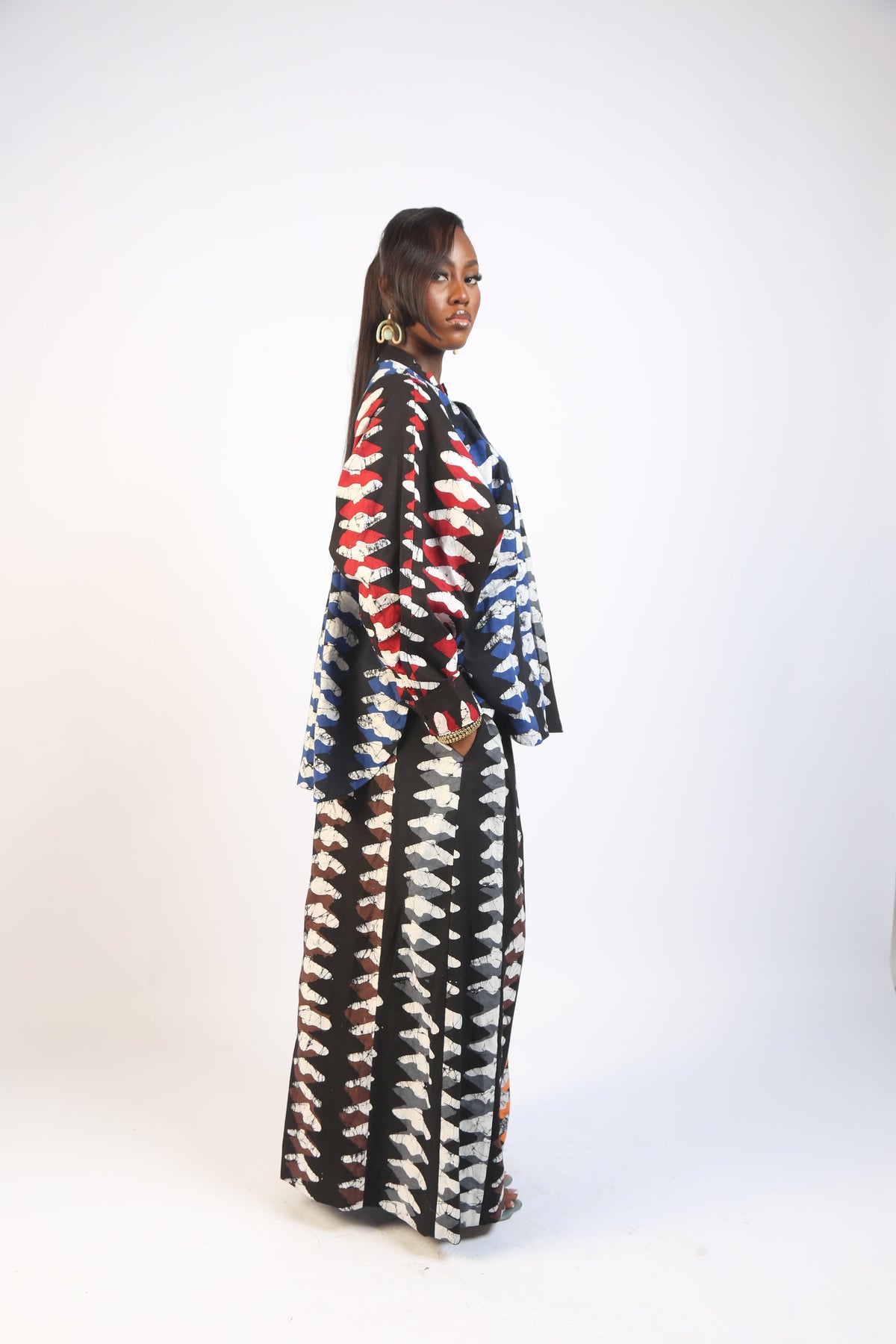 MULTICOLOURED WHITE AND BLACK DIAMOND PRINT PANTS