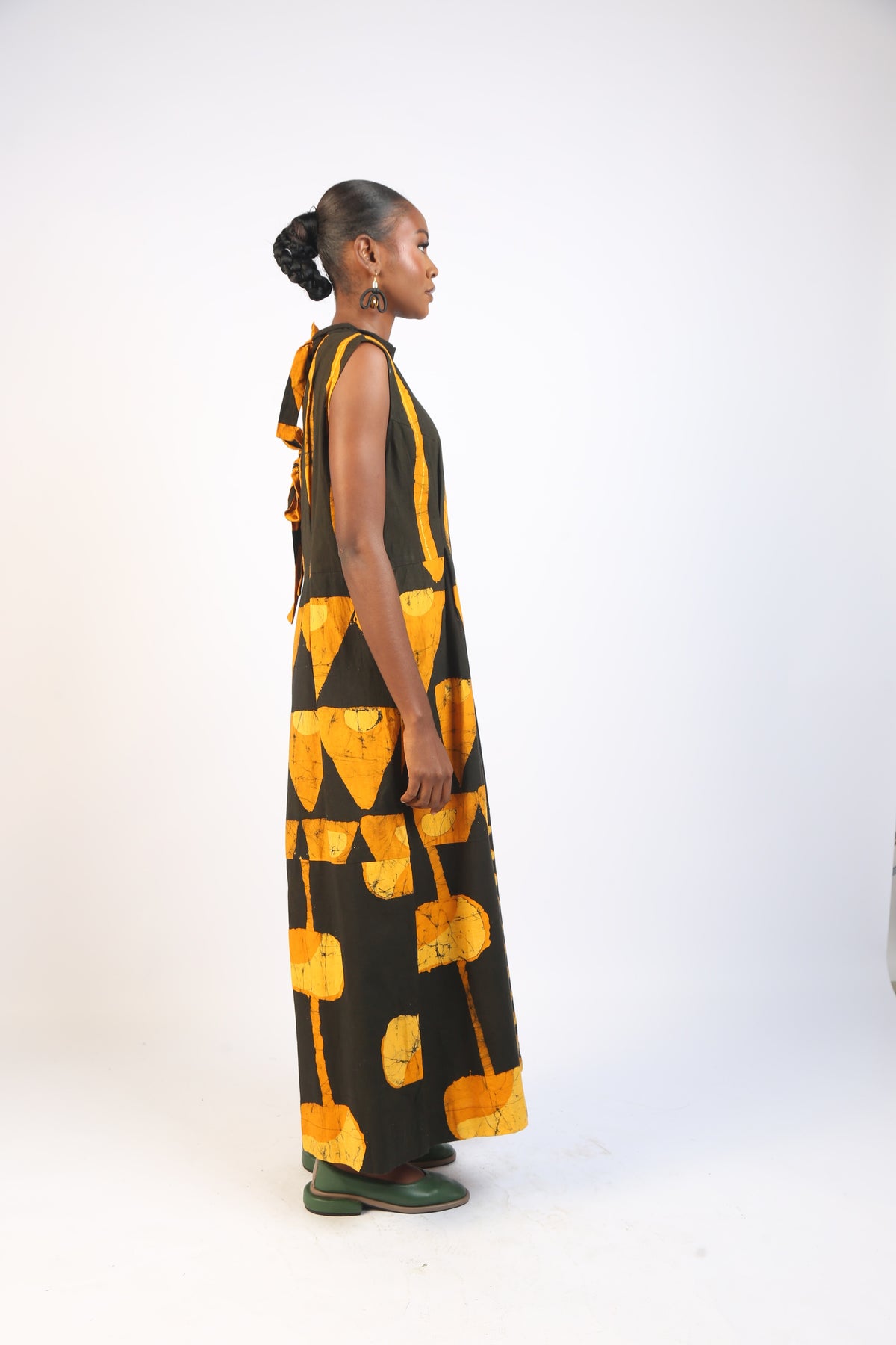 GOLDEN YELLOW AND BLACK MULTIPRINT JUMPSUIT