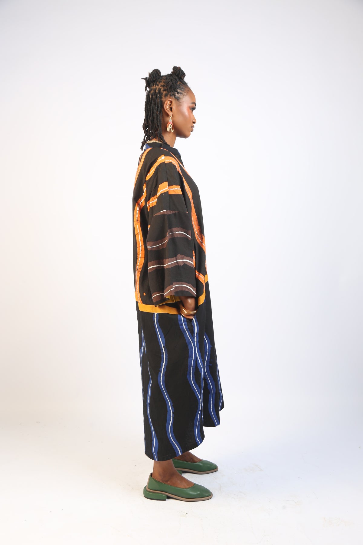 WHITE, BLUE AND  BLACK THINLINE KAFTAN WITH MUSTARD OUTLINE