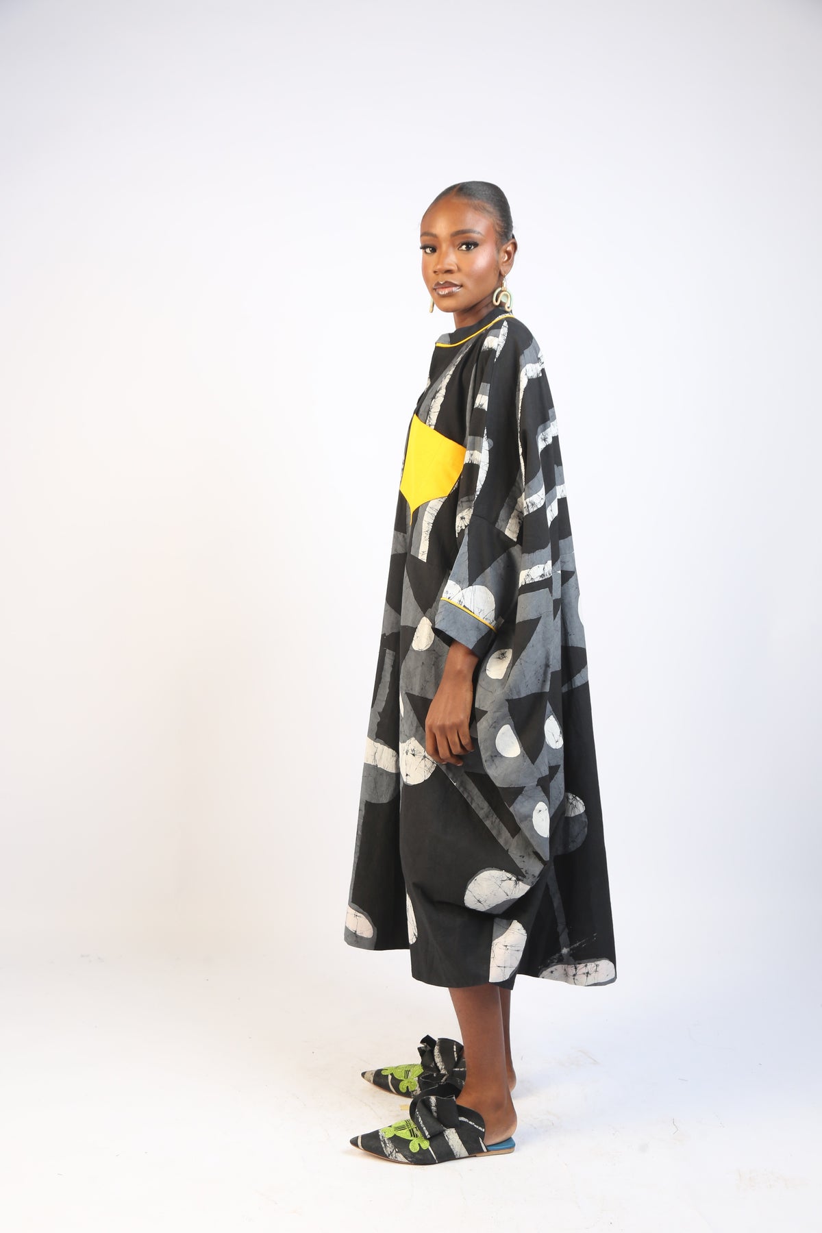 "WHITE, GREY AND BLACK MULTIPRINT  BUBA KAFTAN"