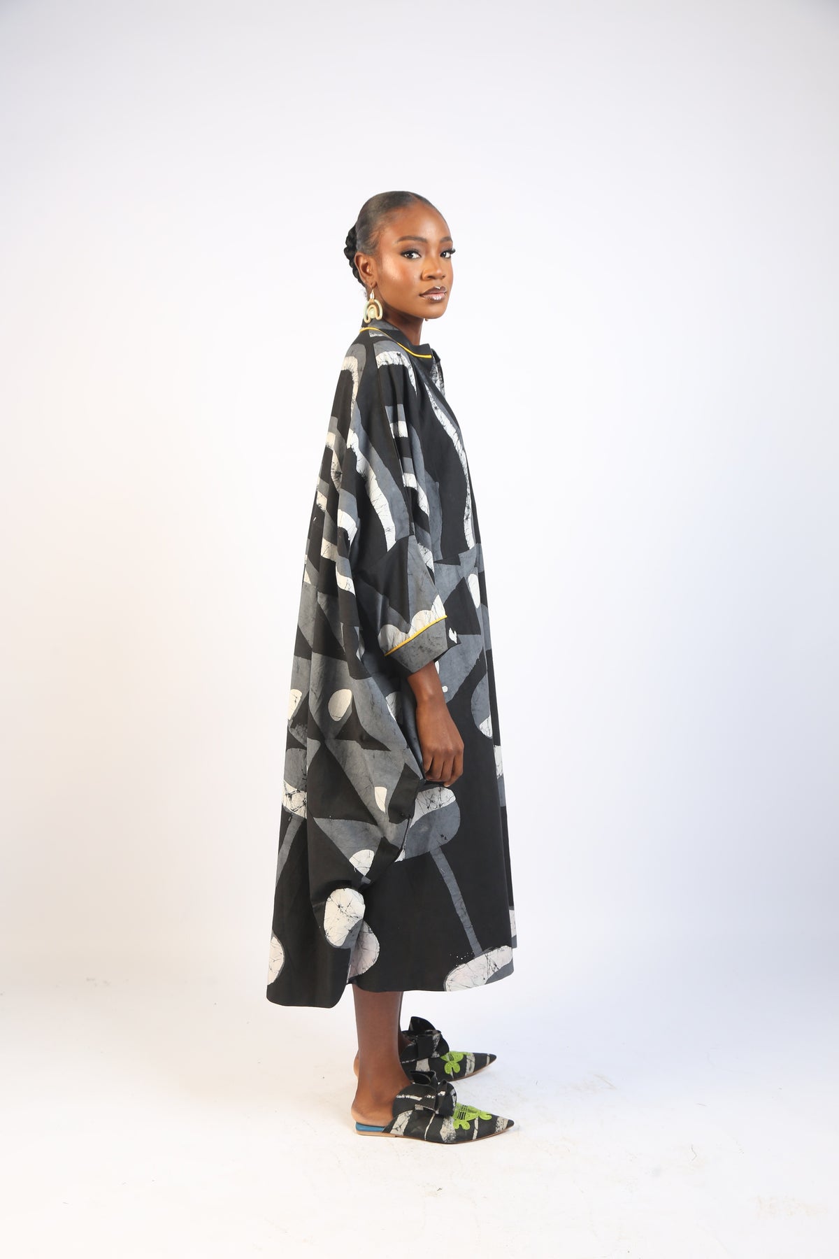 "WHITE, GREY AND BLACK MULTIPRINT  BUBA KAFTAN"