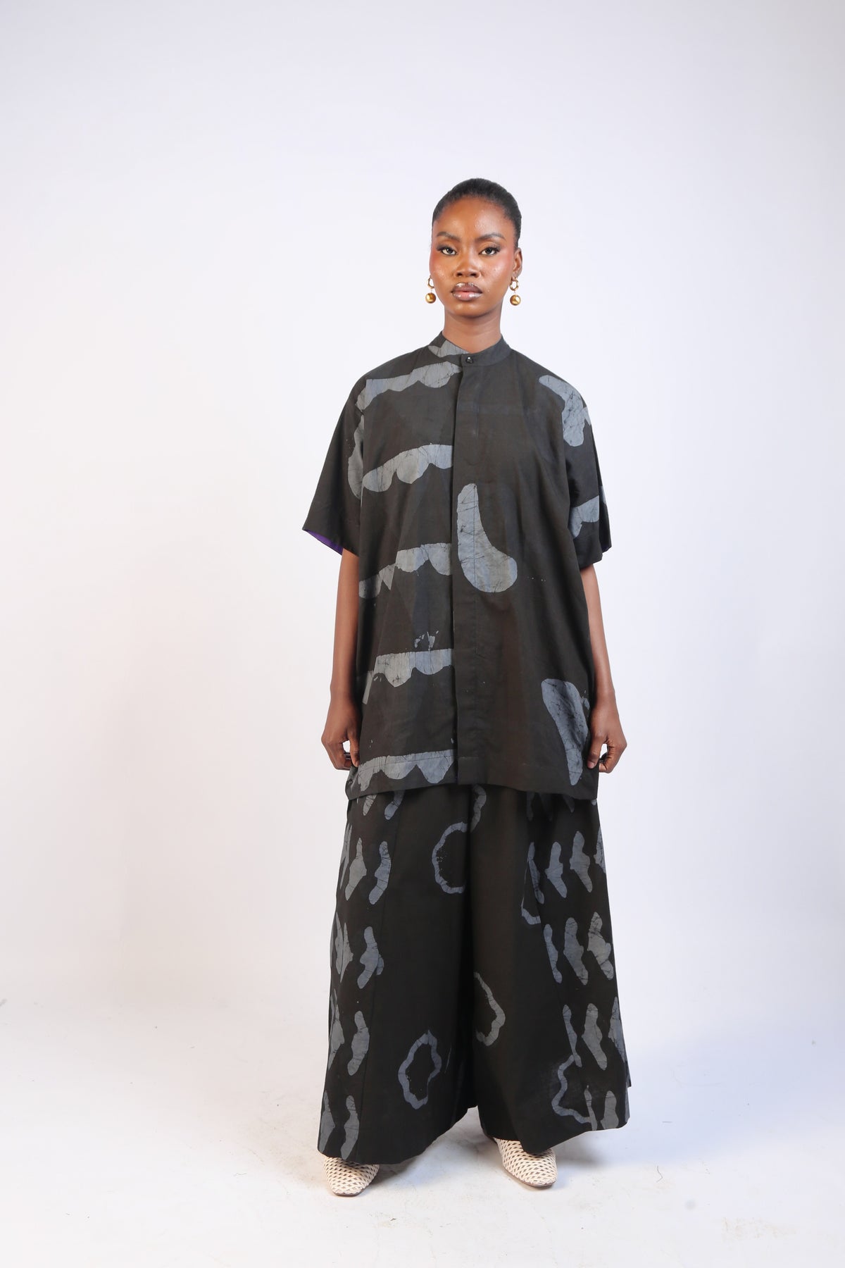 LIGHT GREY, GREY AND BLACK MULTIPRINT  SHIRT