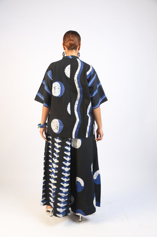WHITE, BLUE AND BLACK MULTIPRINT PANTS