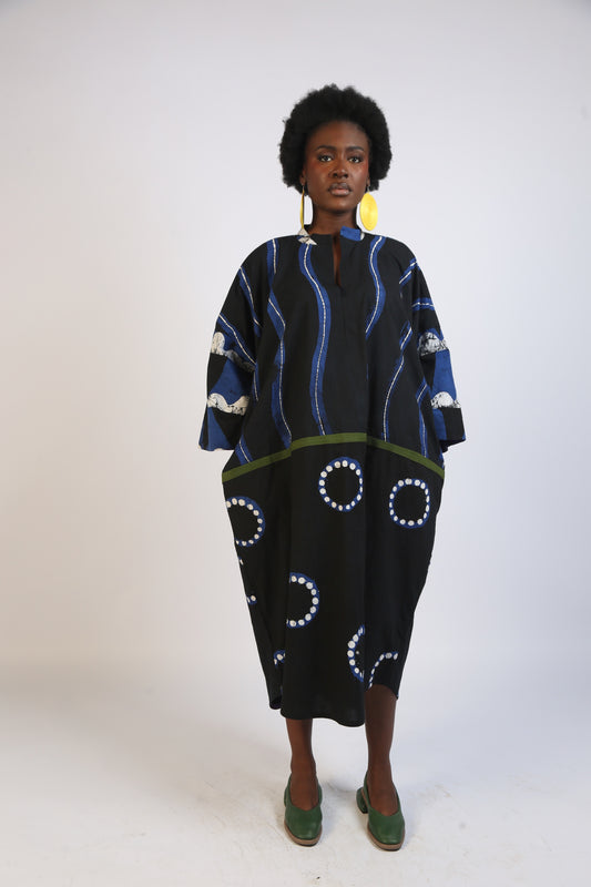 WHITE, BLUE AND BLACK MULTIPRINT KAFTAN WITH KHAKI OUTLINE