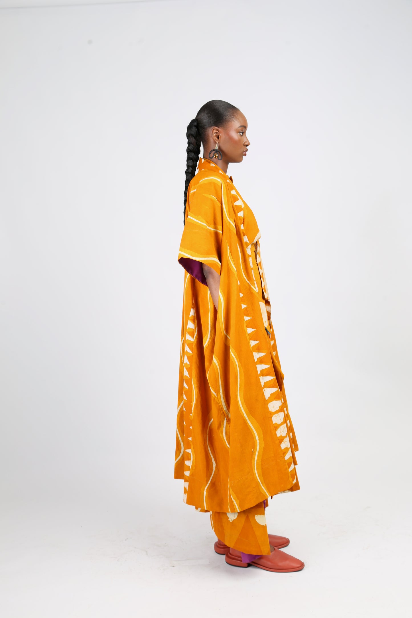WHITE AND GOLDEN YELLOW MULTIPTINT BUBA KIMONO