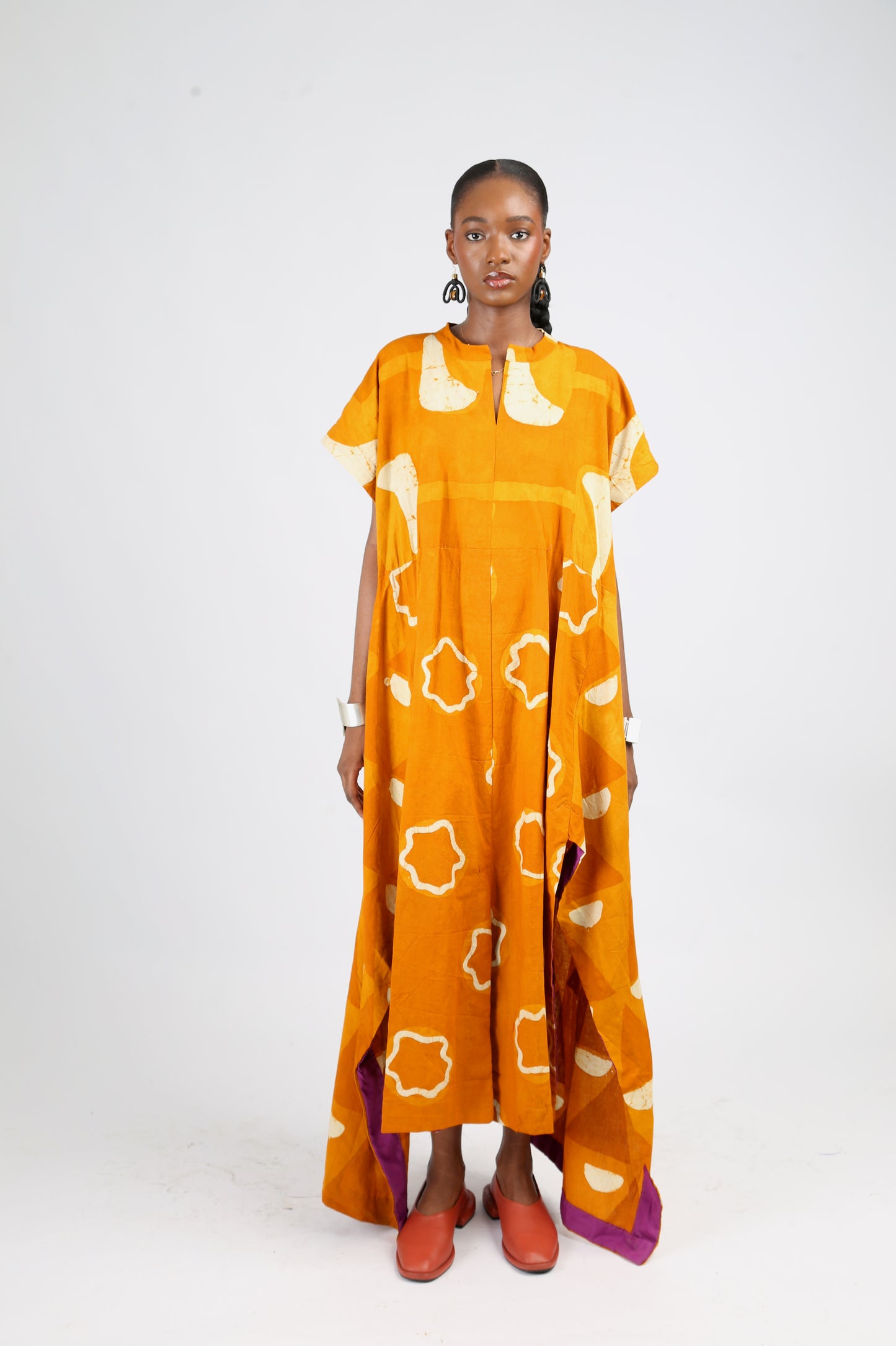 WHITE AND GOLDEN YELLOW MULTIPTINT OSAKA SLEEVELESS SHIRT DRESS