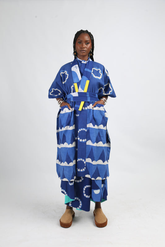 WHITE AND BLUE MULTIPRINT ARTIST'S KIMONO