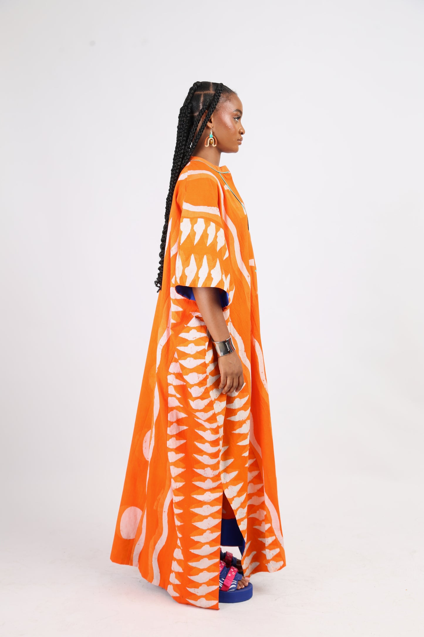 WHITE AND TANGERINE MULTIPRINT JALABIYA