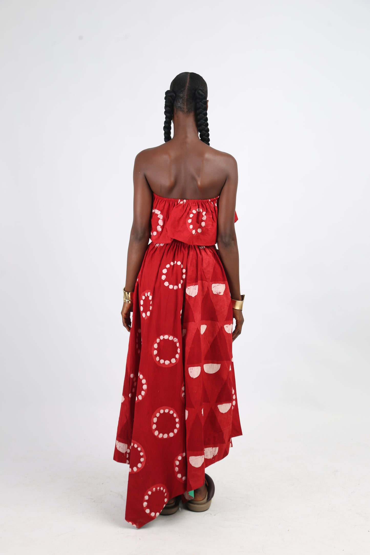 WHITE AND RED MULTIPRINT LONG IRO SKIRT