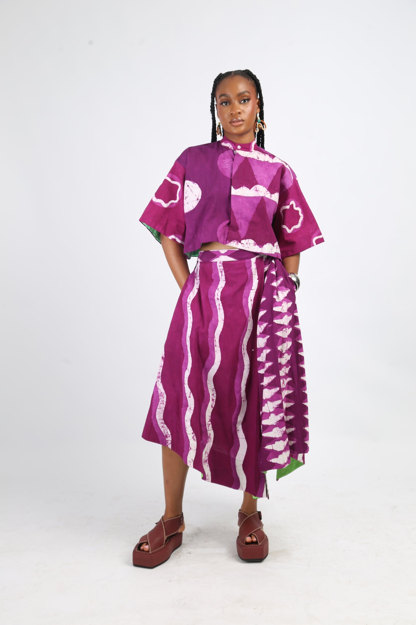 WHITE AND MAGENTA MIDI IRO SKIRT