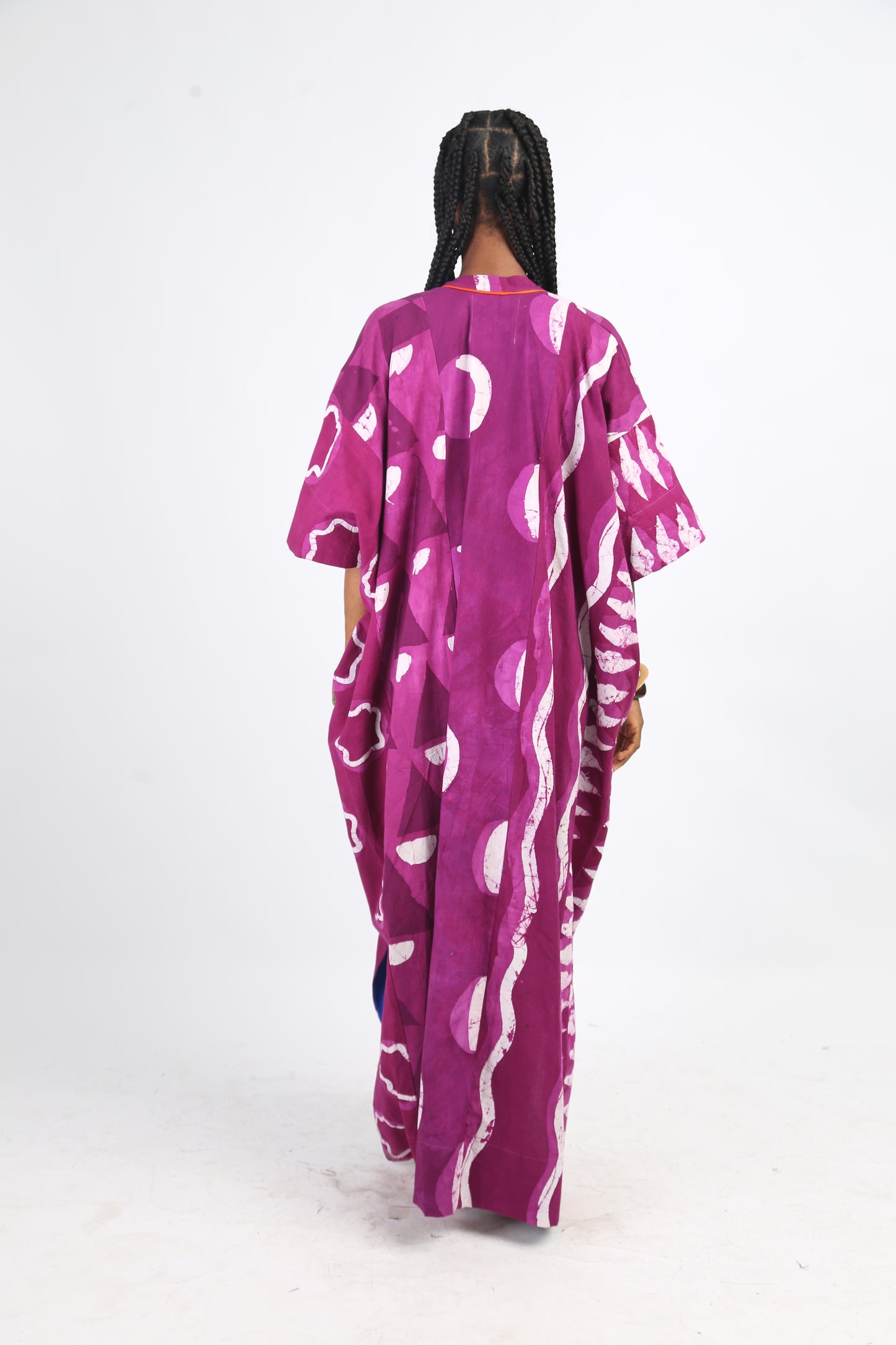 WHITE AND MAGENTA MULTIPRINT JALABIYA