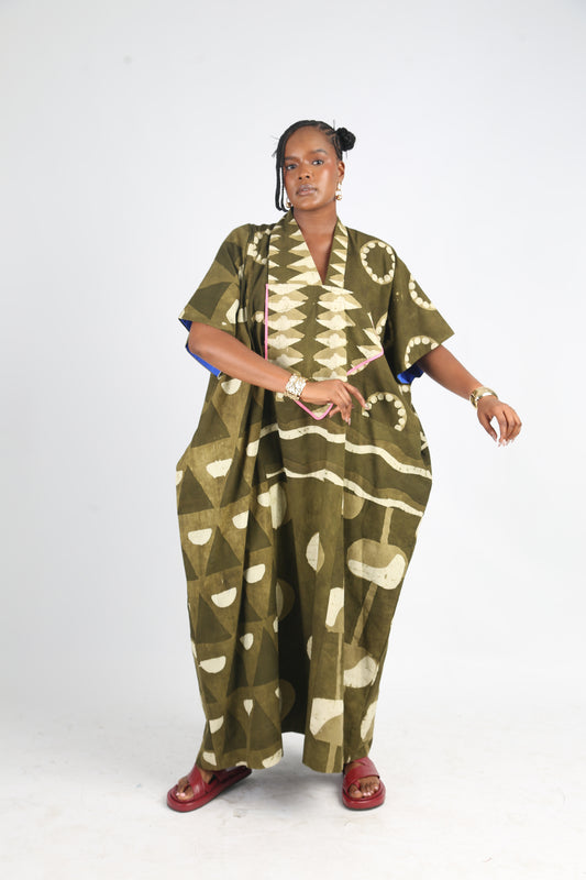 WHITE AND KHAKI MULTIPRINT AGBADA WITH PINK OUTLINE