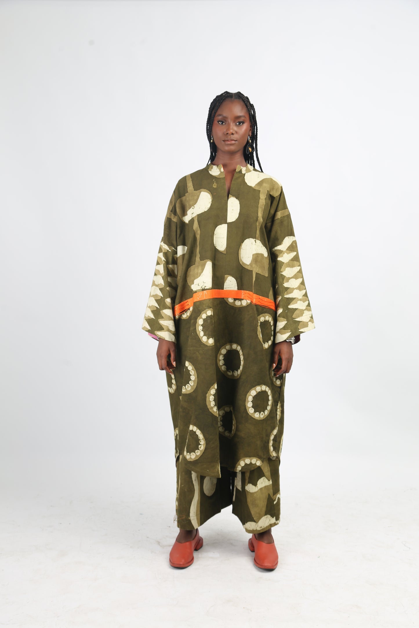 WHITE AND KHAKI MULTIPRINT KAFTAN