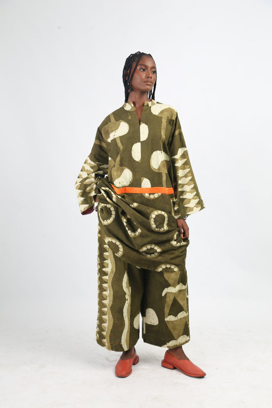 WHITE AND KHAKI MULTIPRINT KAFTAN