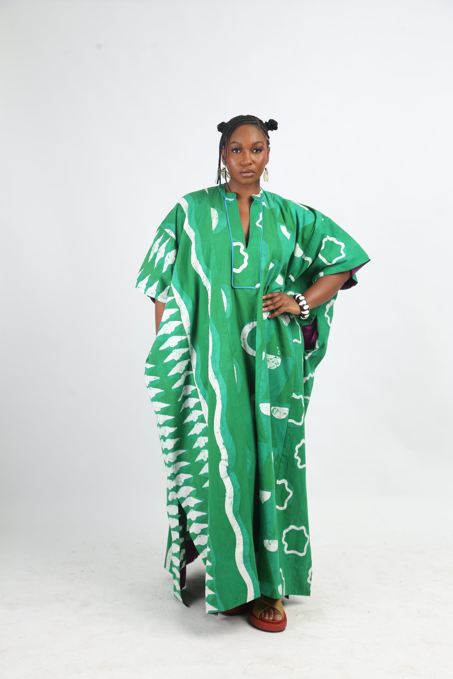 WHITE AND GREEN MULTIPRINT JALABIYA