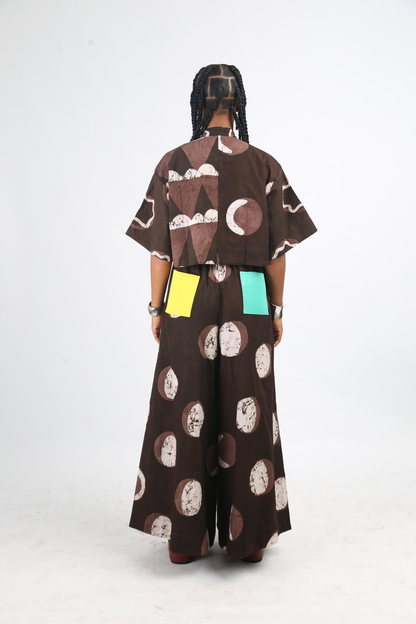 WHITE AND BROWN MULTIPRINT WIDE LEG PANTS