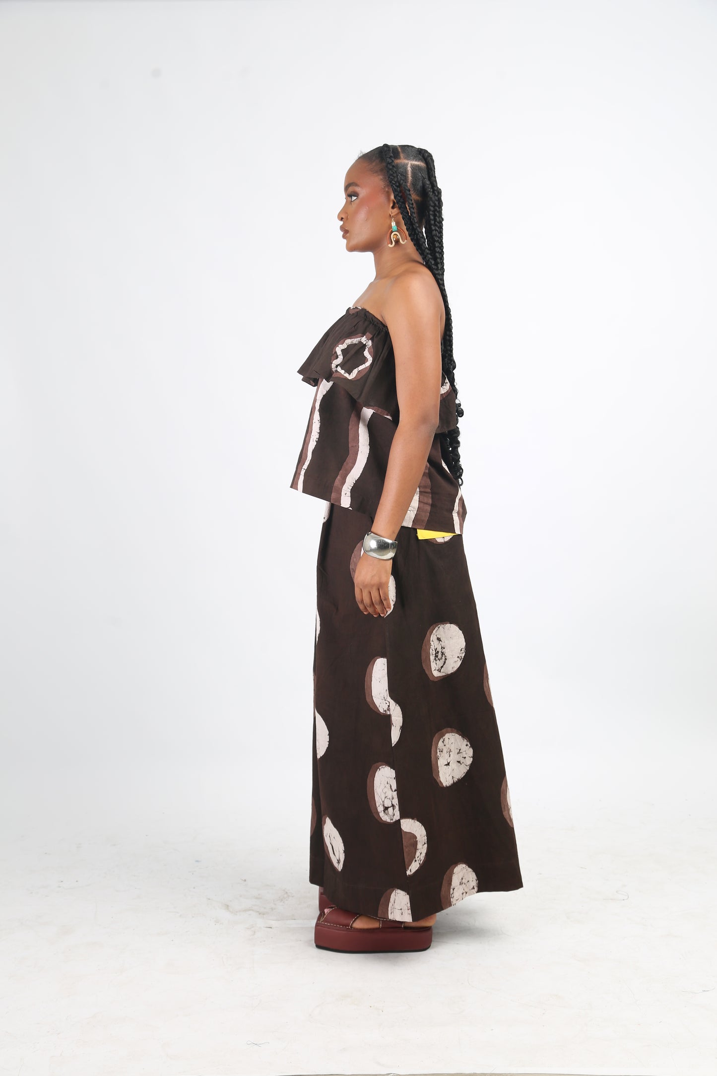 WHITE AND BROWN MULTICOLOURED TUBE TOP