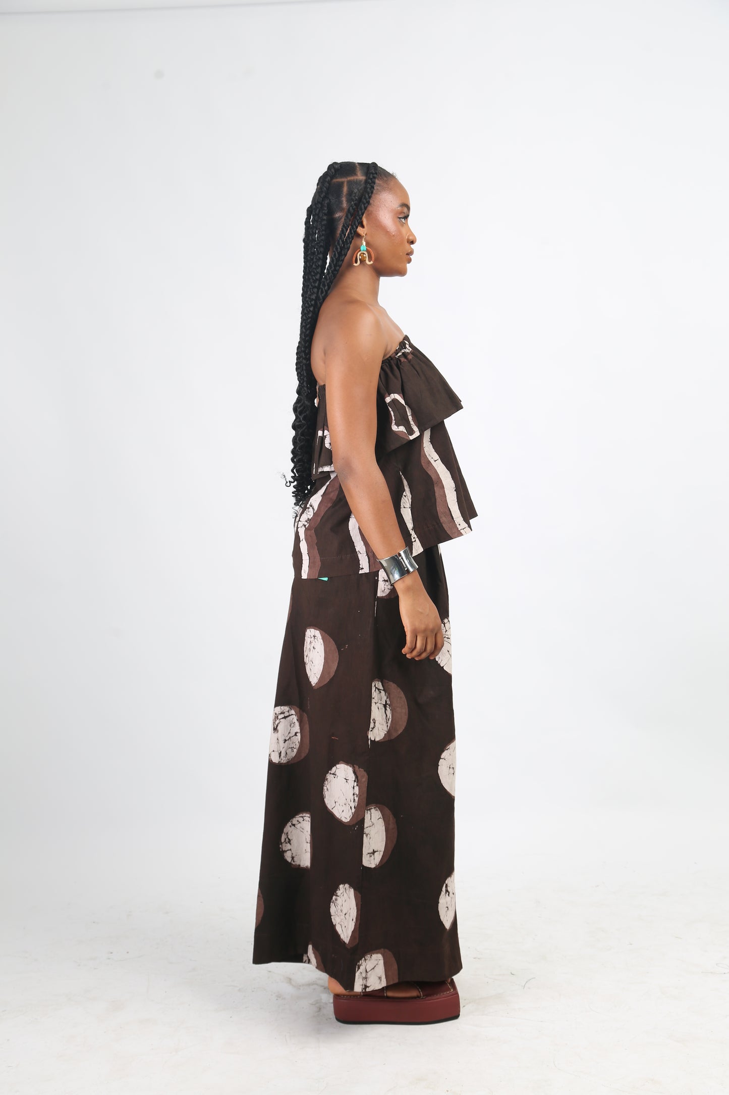 WHITE AND BROWN MULTICOLOURED TUBE TOP