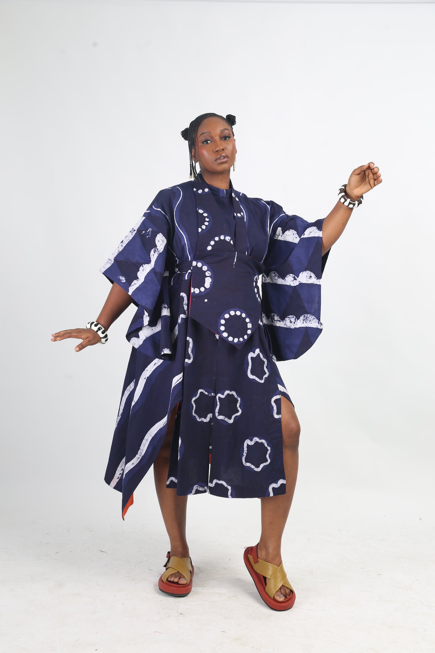 WHITE AND NAVY BLUE MULTIPRINT OSAKA SHIRT DRESS