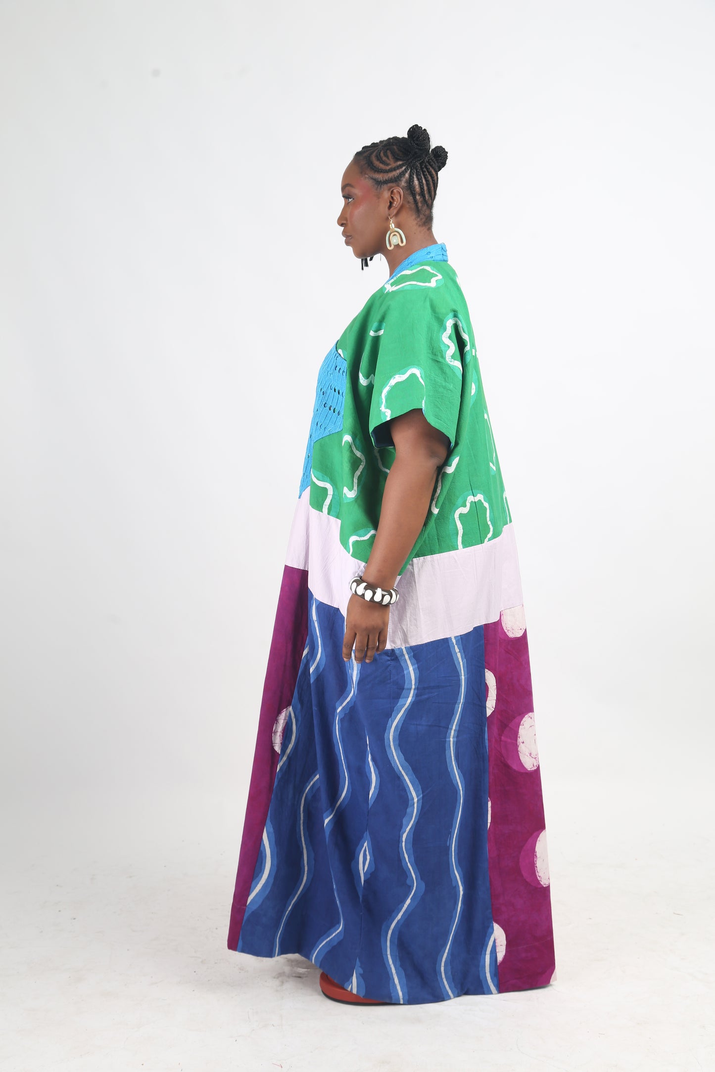 WHITE AND GREEN MULTICOLOURED AGBADA WITH TORQUOISE BLUE ASOOKE