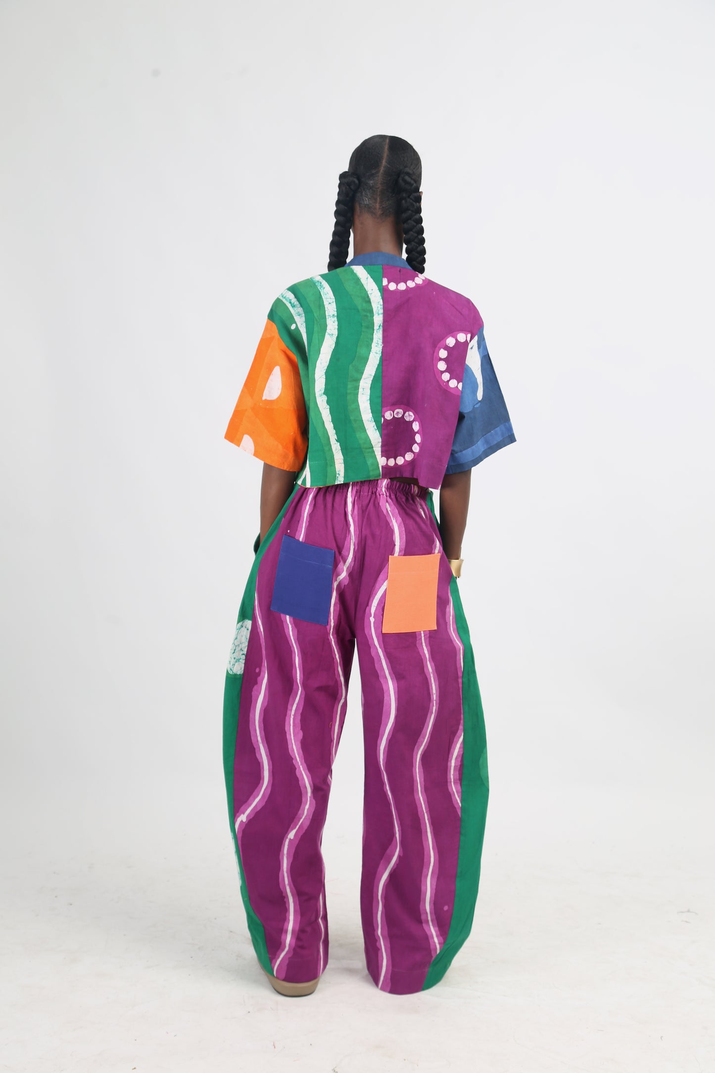 MAGENTA AND GREEN BARREL PANT