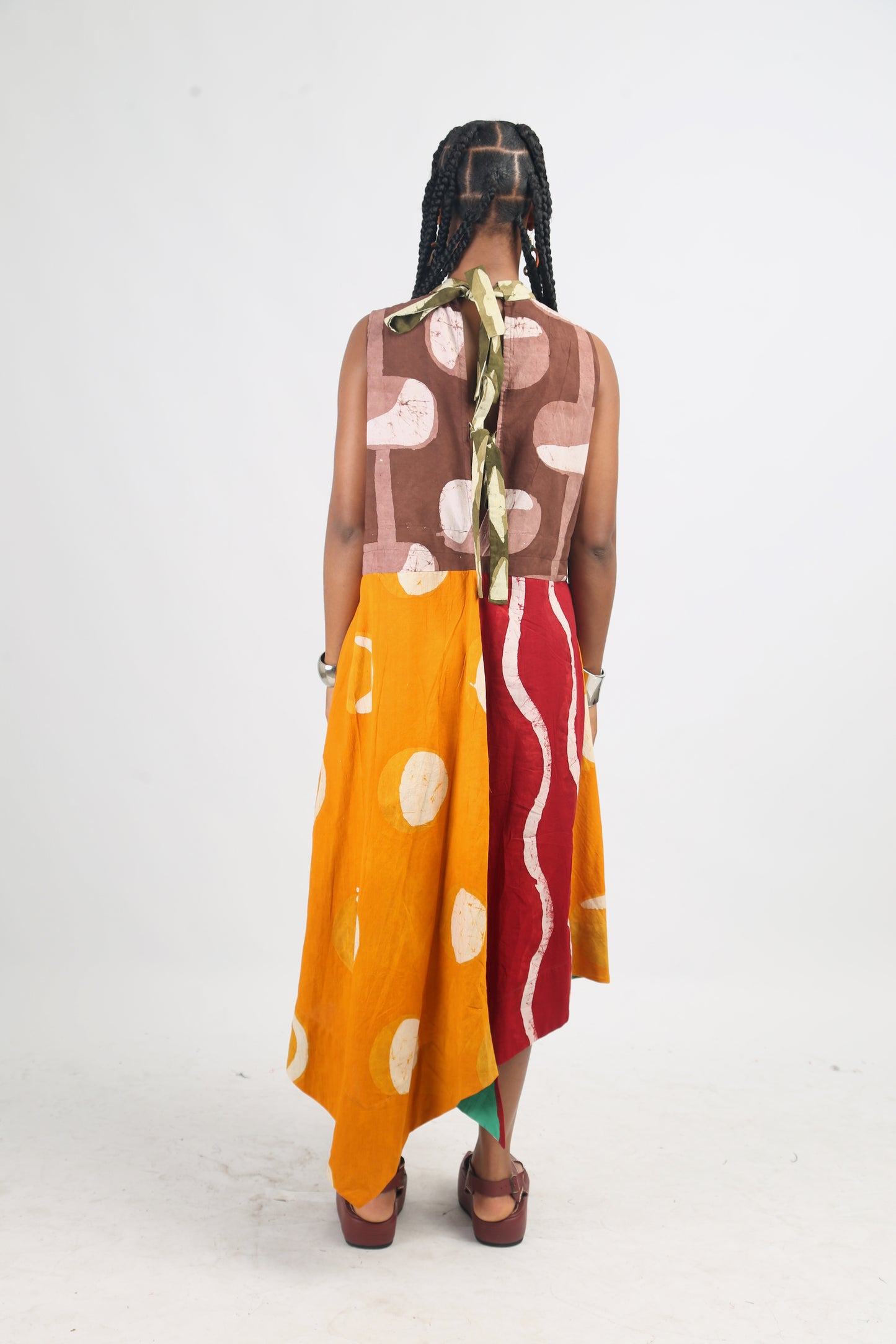 BROWN AND GOLDEN YELLOW MULTICOLOURED SLEEVELESS MIDI IRO DRESS