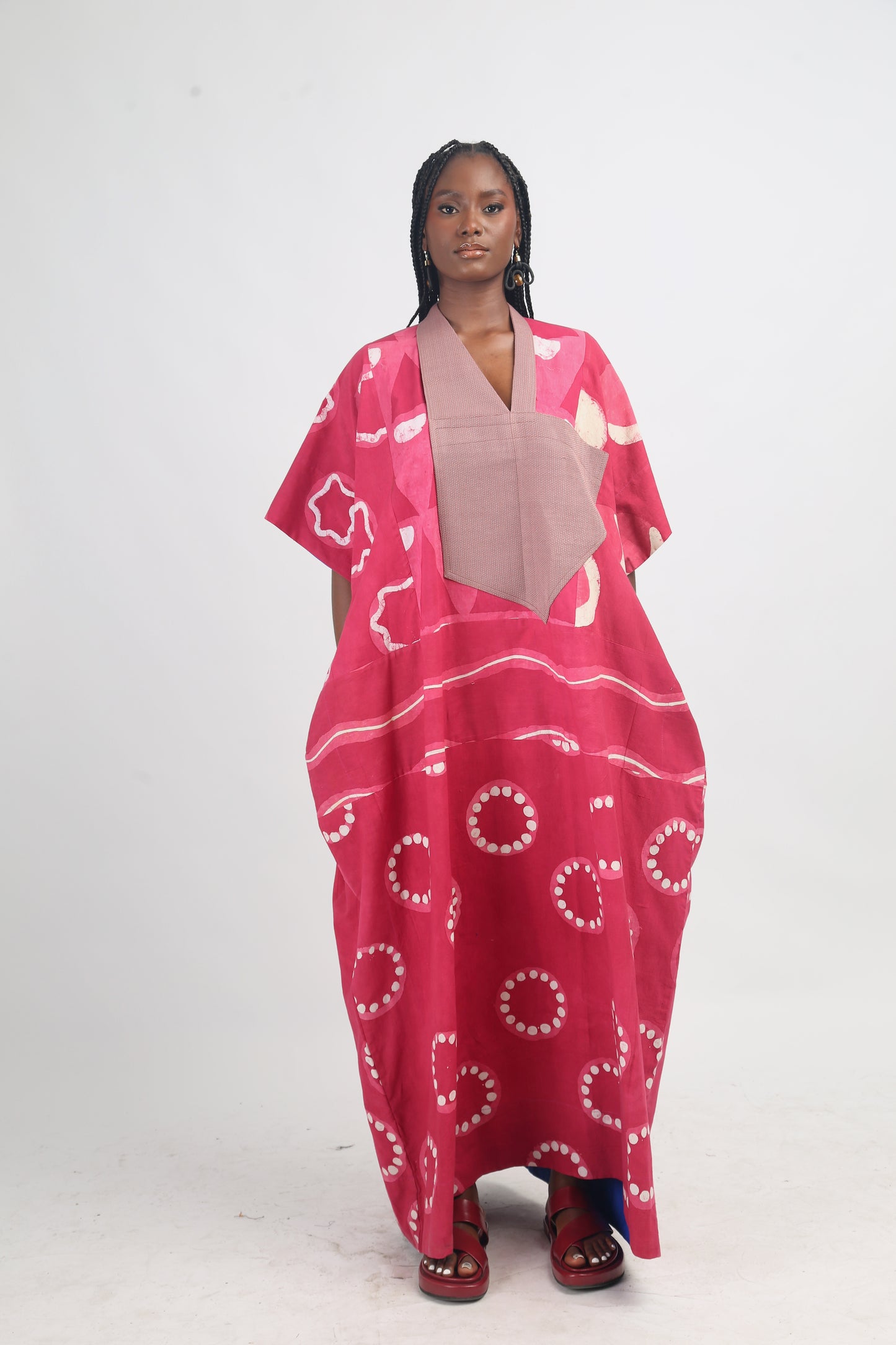 WHITE, PINK AND PINK MULTIPRINT AGBADA WITH ONION ASOOKE