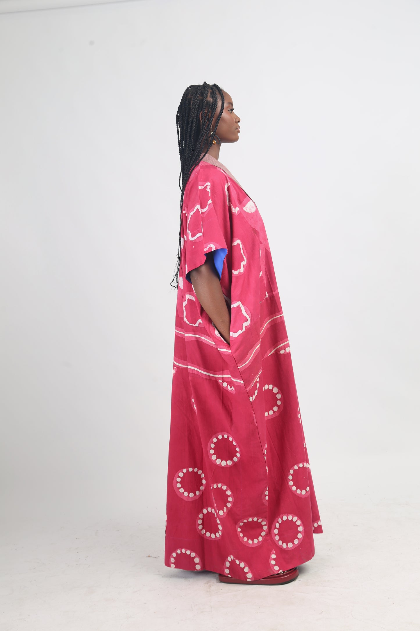 WHITE, PINK AND PINK MULTIPRINT AGBADA WITH ONION ASOOKE