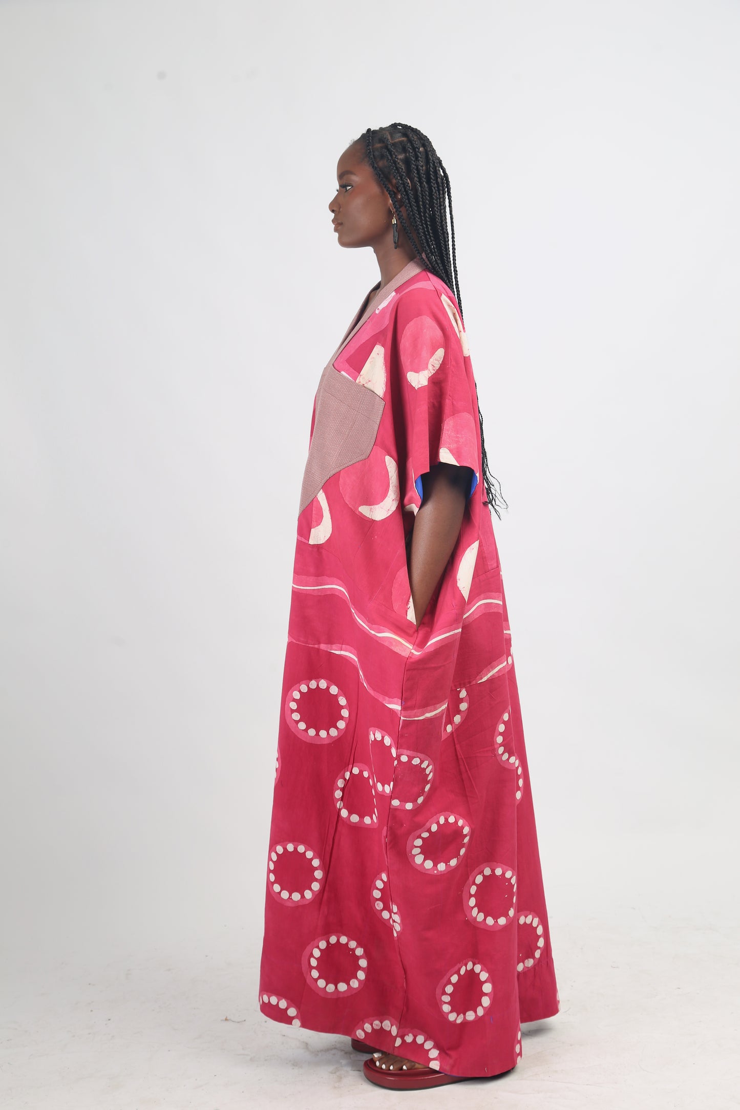 WHITE, PINK AND PINK MULTIPRINT AGBADA WITH ONION ASOOKE
