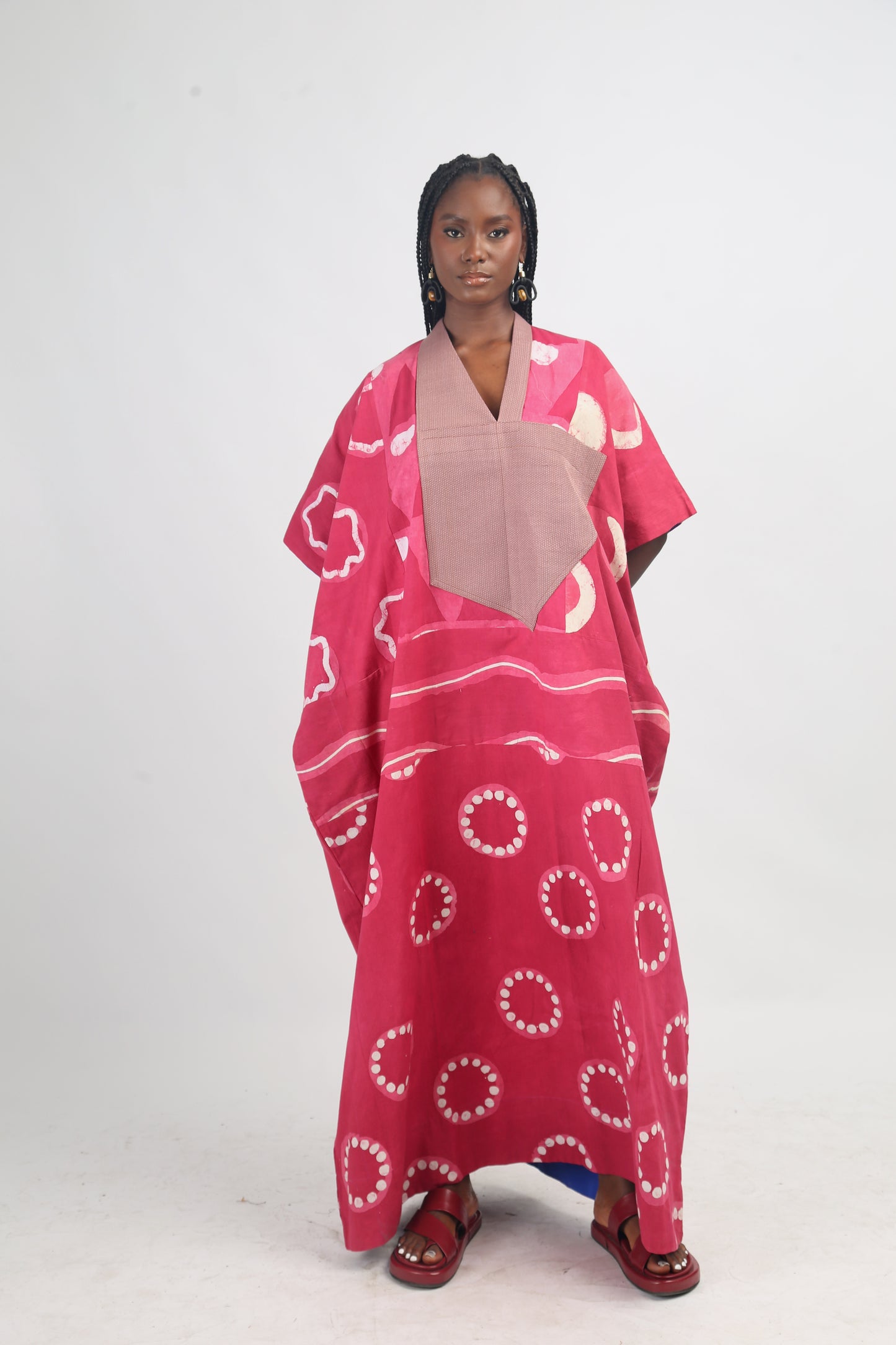 WHITE, PINK AND PINK MULTIPRINT AGBADA WITH ONION ASOOKE