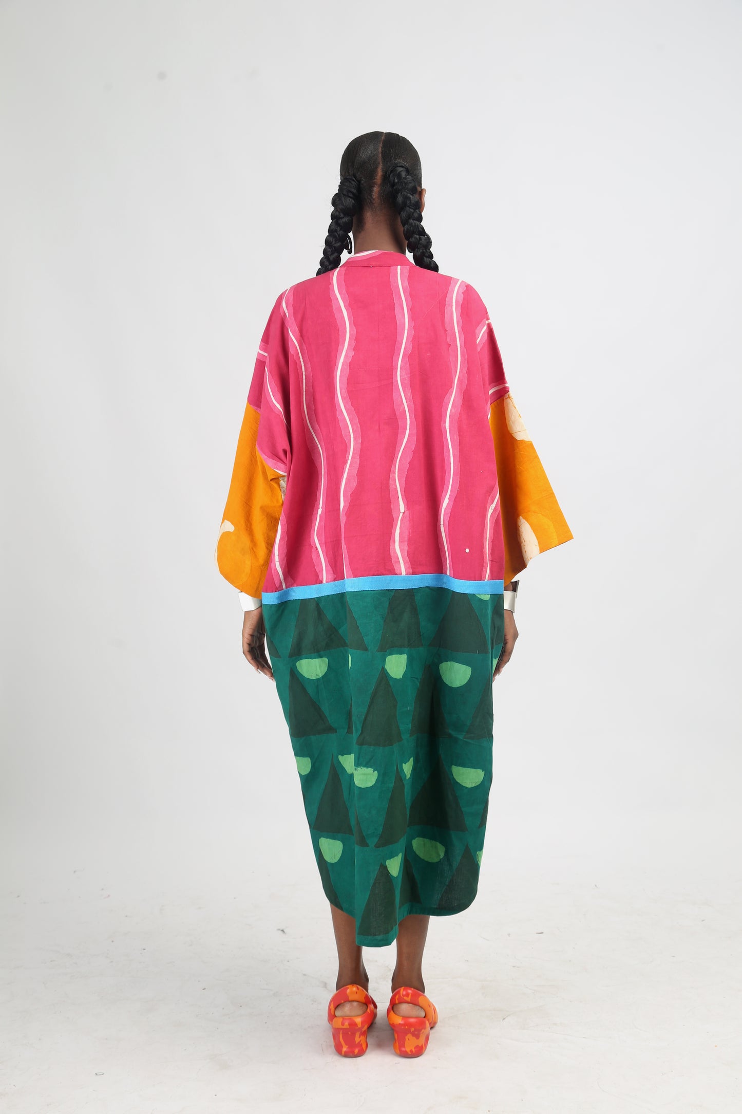 WHITE, PINK AND PINK MULTICOLOURED KAFTAN WITH TURQUOISE BLUE ASOOKE