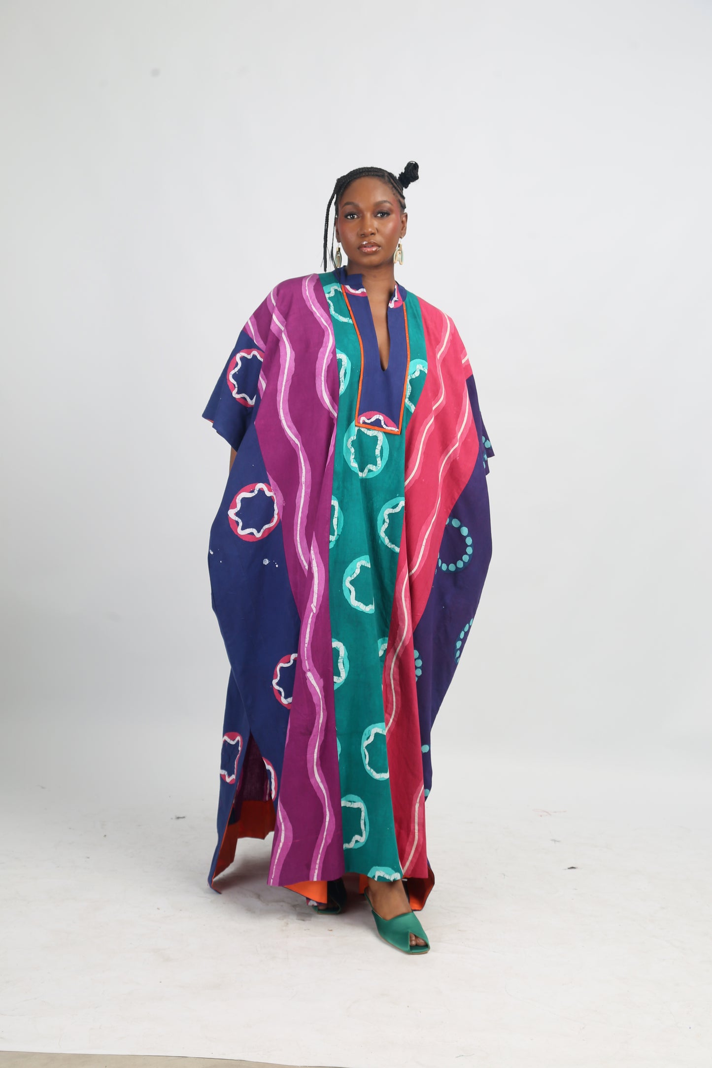 PINK AND MAGENTA MULTICOLOURED JALABIYA WITH ORANGE OUTLINE