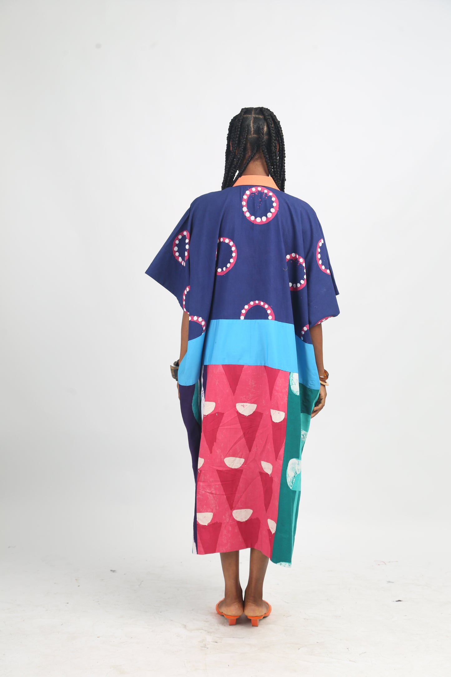 WHITE PINK AND TEAL MULTICOLOURED AGBADA WITH PEACH ASOOKE